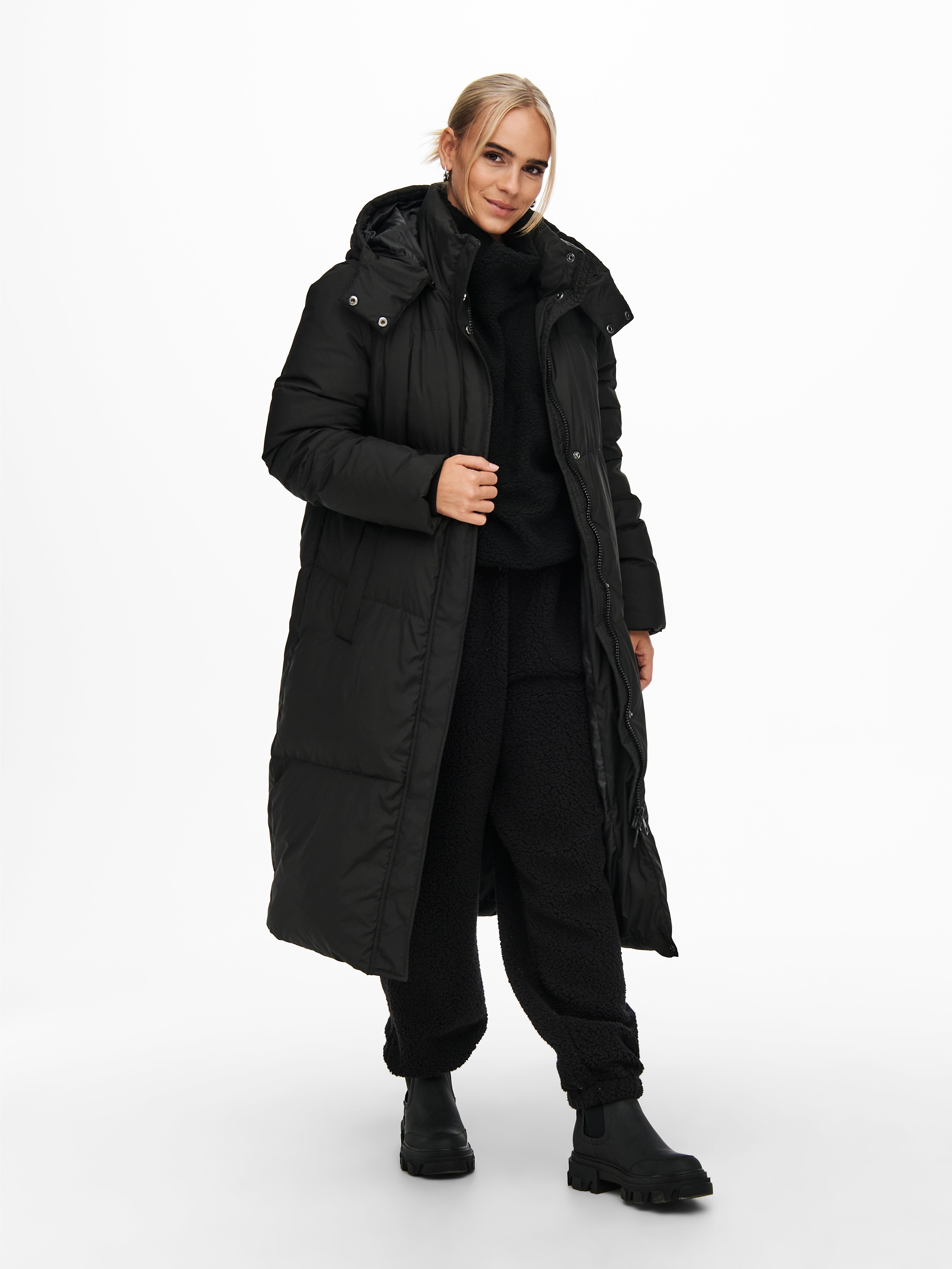 Down Puffer Jacket | Black | ONLY®