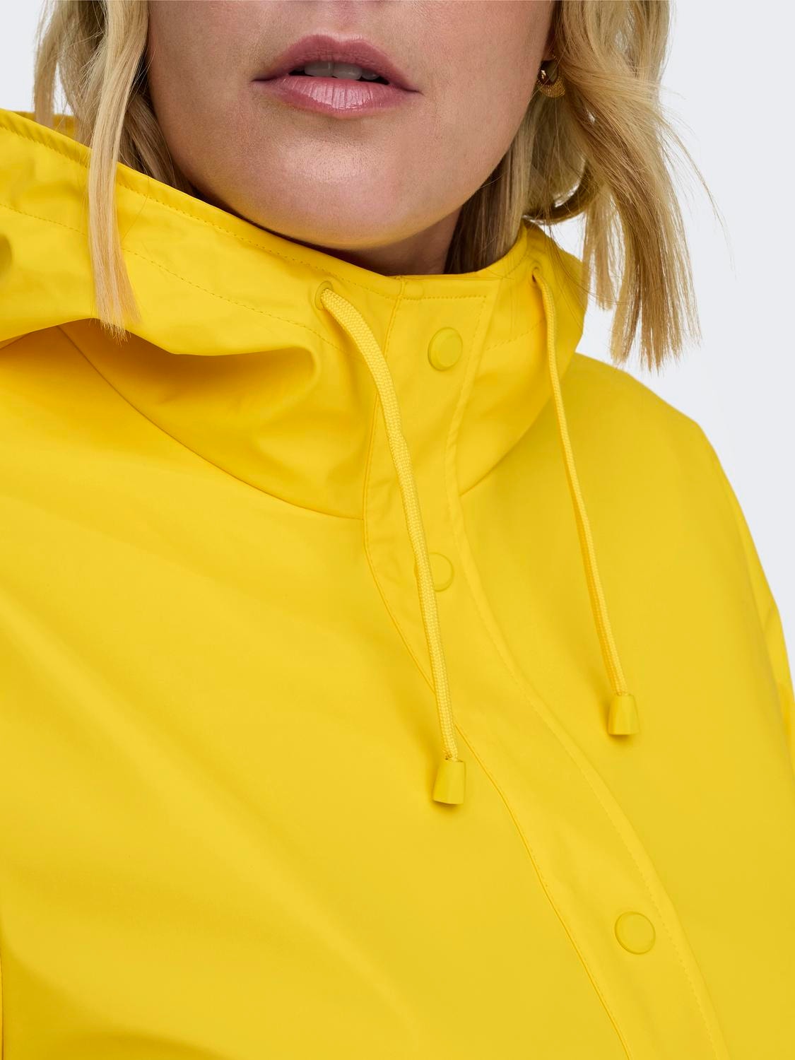 ONLY Curvy solid colored Rain jacket -Dandelion - 15245956