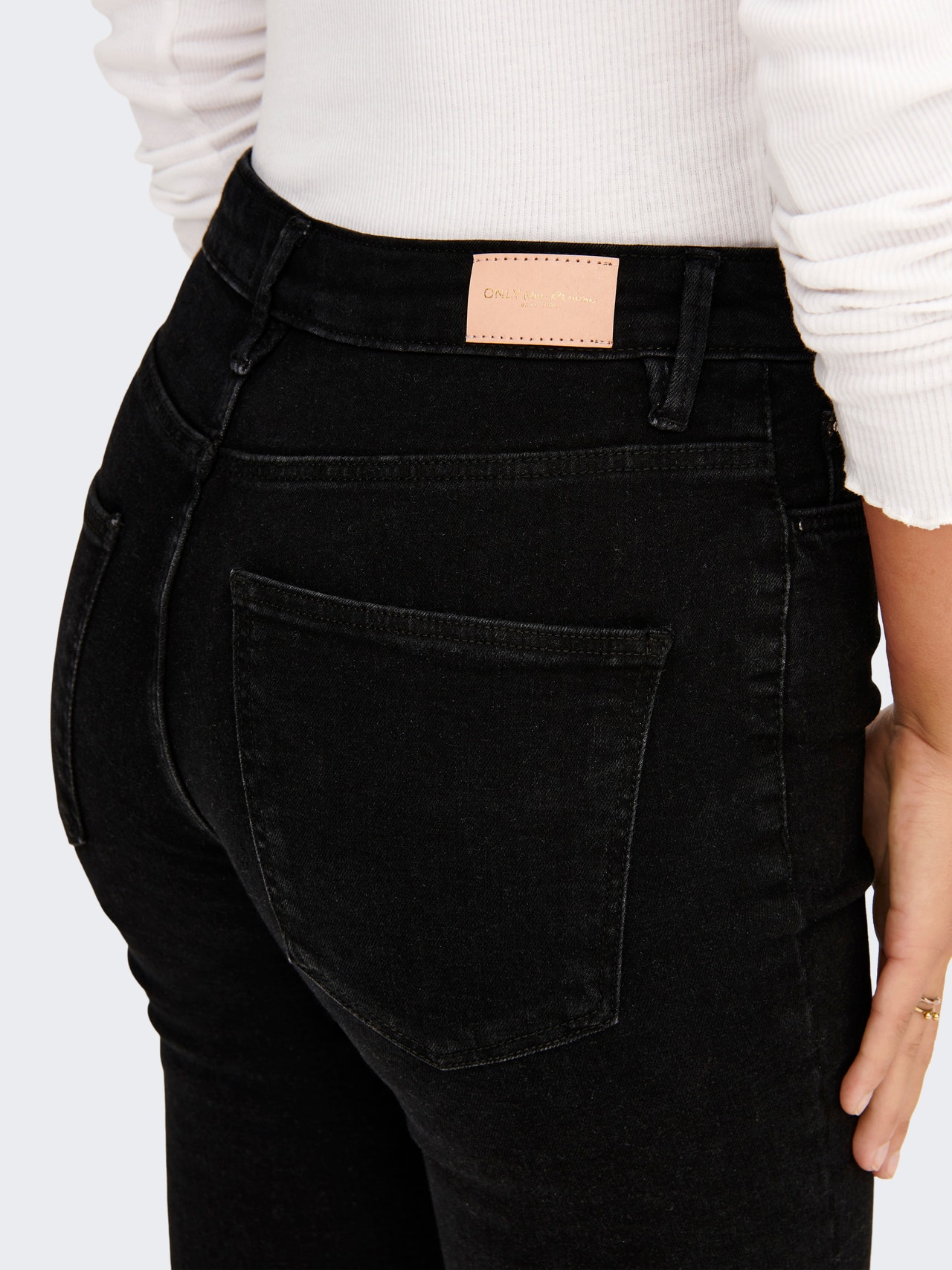 ONLY ONLICONIC SK LANG ANK NOOS high waist jeans -Black Denim - 15247810