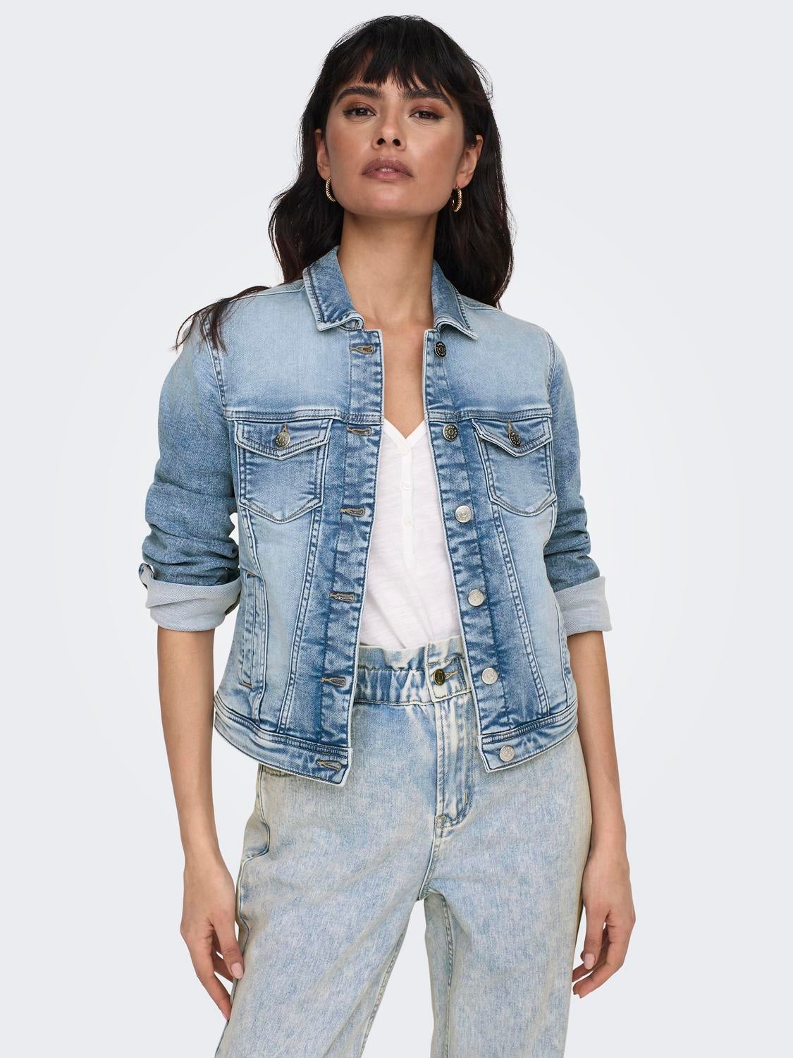 Light wash outlet cropped denim jacket