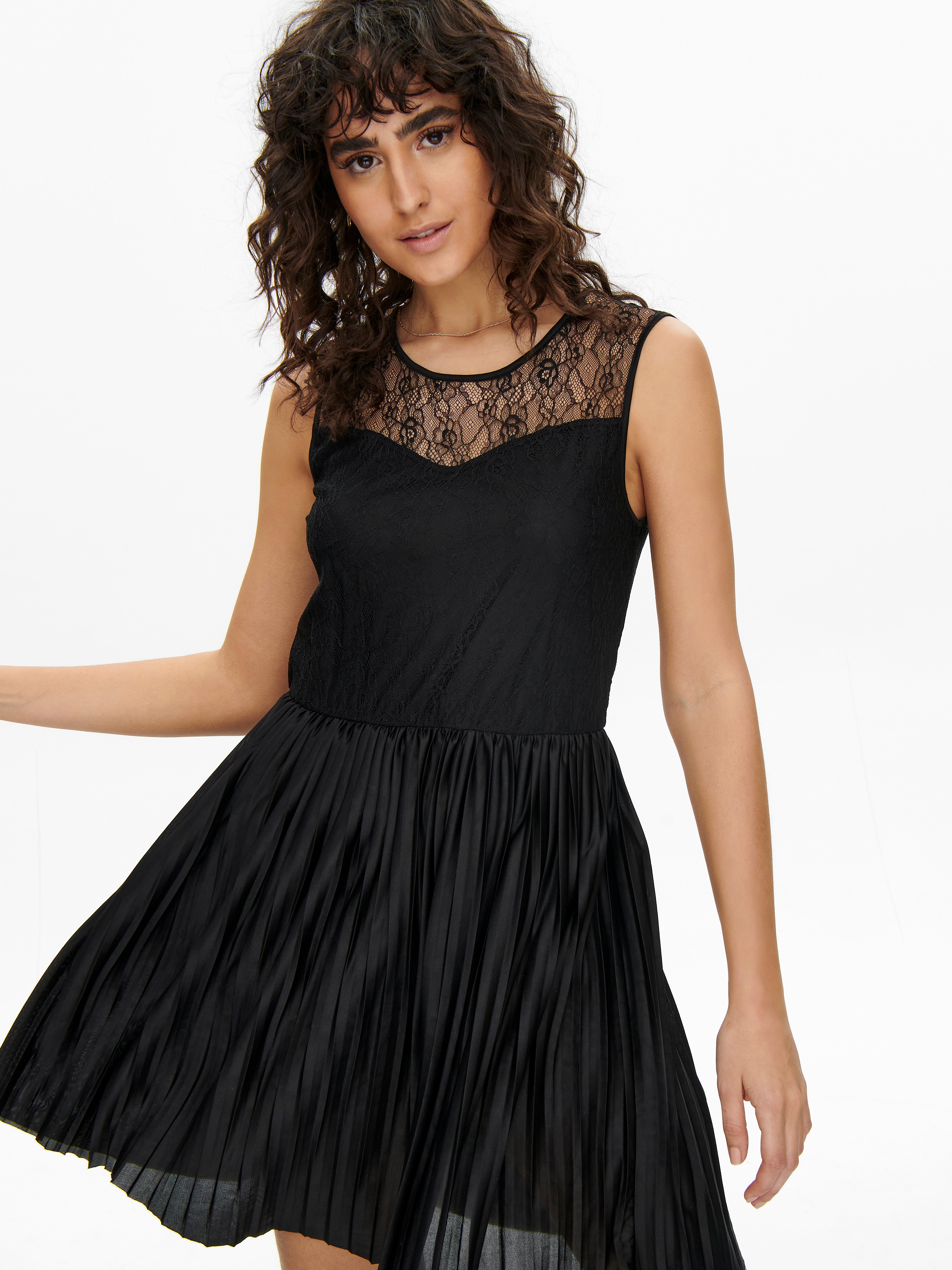 Robe noir avec discount dentelle