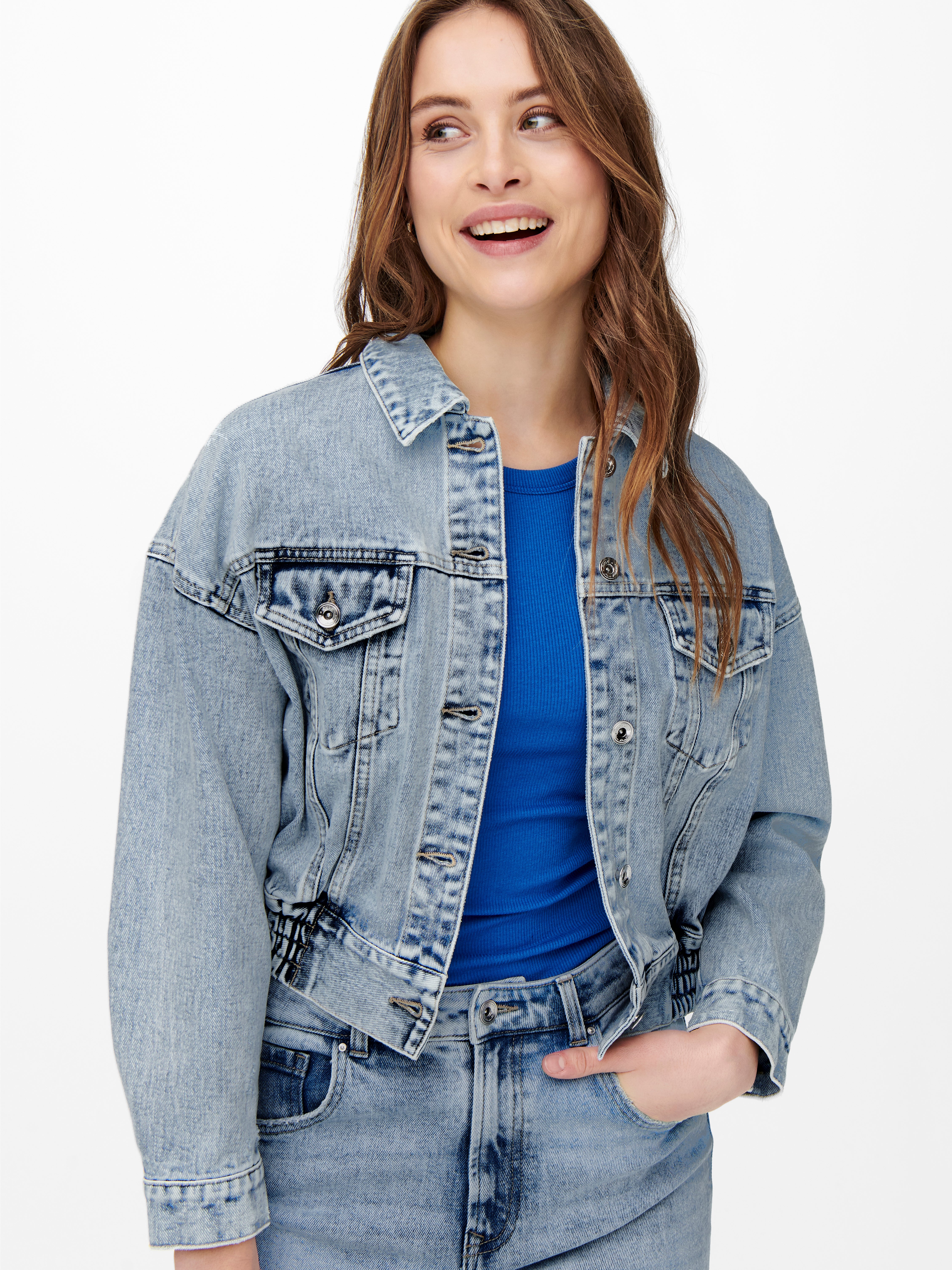 Buy AMERICAN EAGLE OUTFITTERS Women Blue Colourblocked Crop Denim Jacket -  Jackets for Women 16348846 | Myntra
