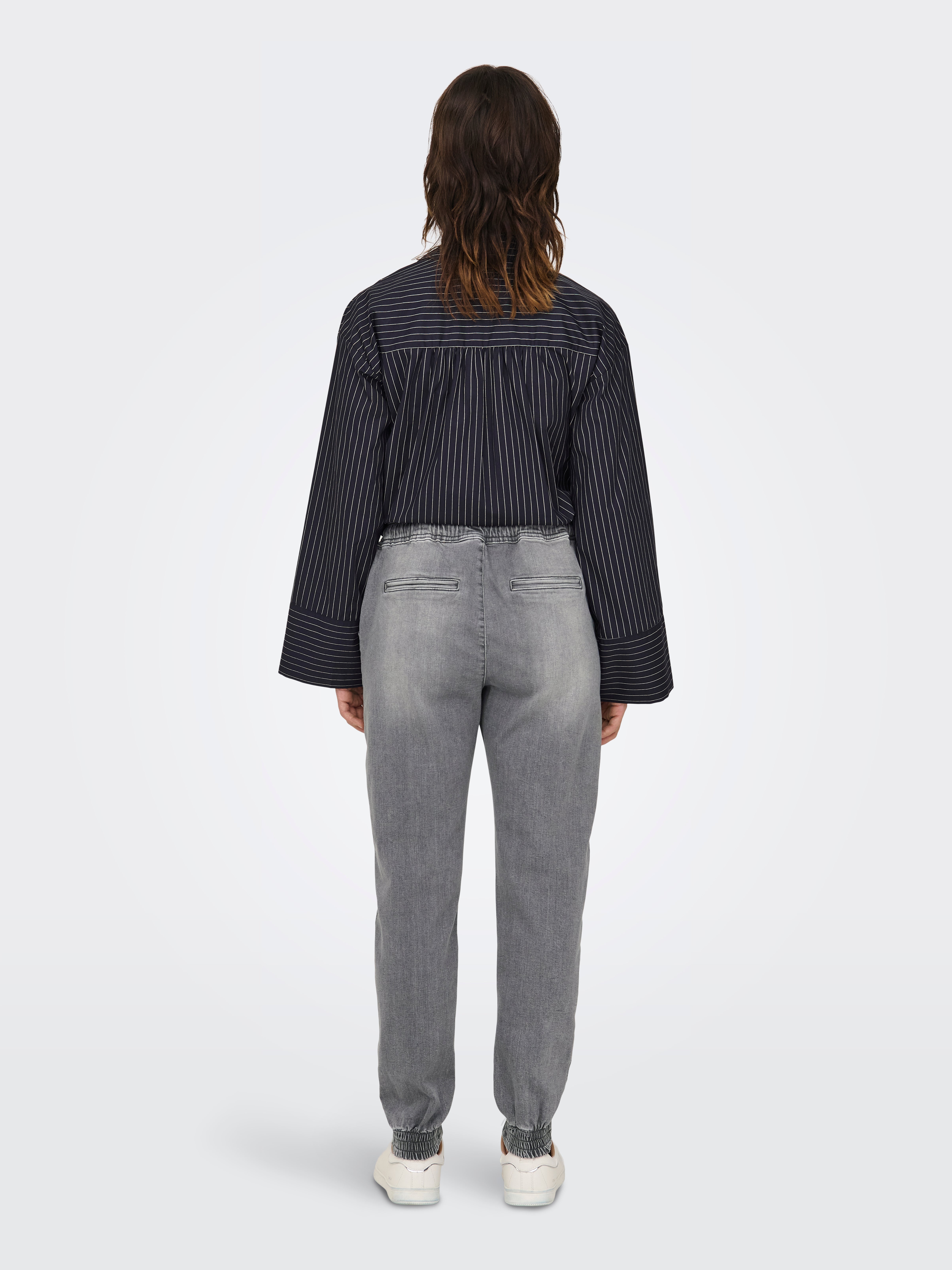 ONLKELDA Taille moyenne Carrot Fit Jeans | Gris clair | ONLY®