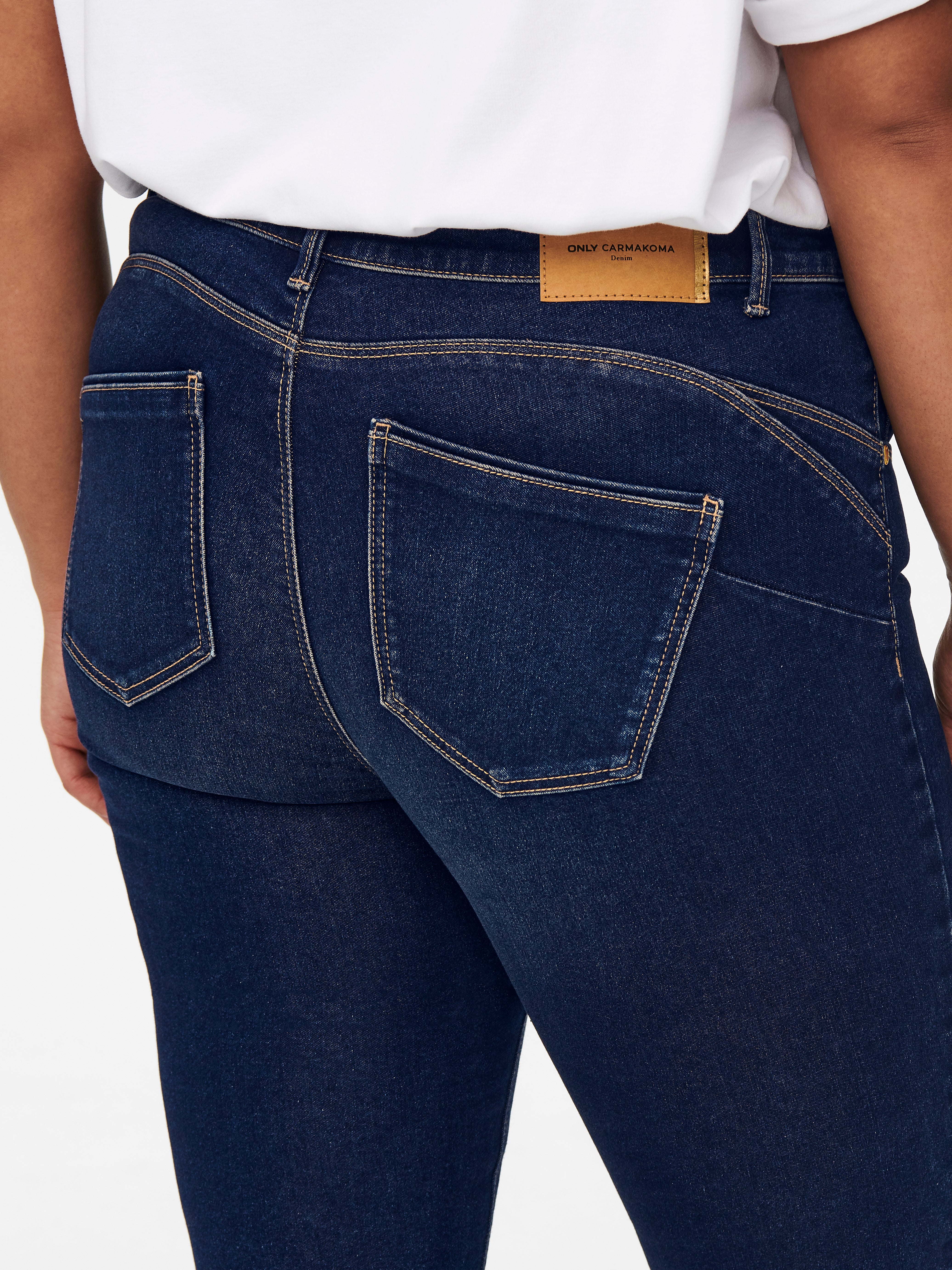 Pull and bear sales push up jeans