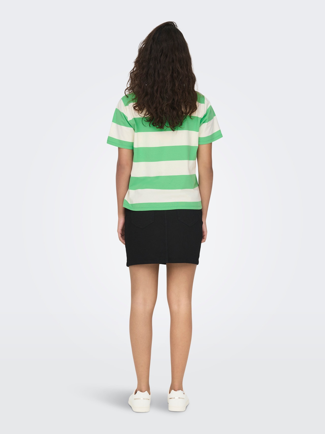 ONLY Normal geschnitten Rundhals T-Shirt -Absinthe Green - 15252962