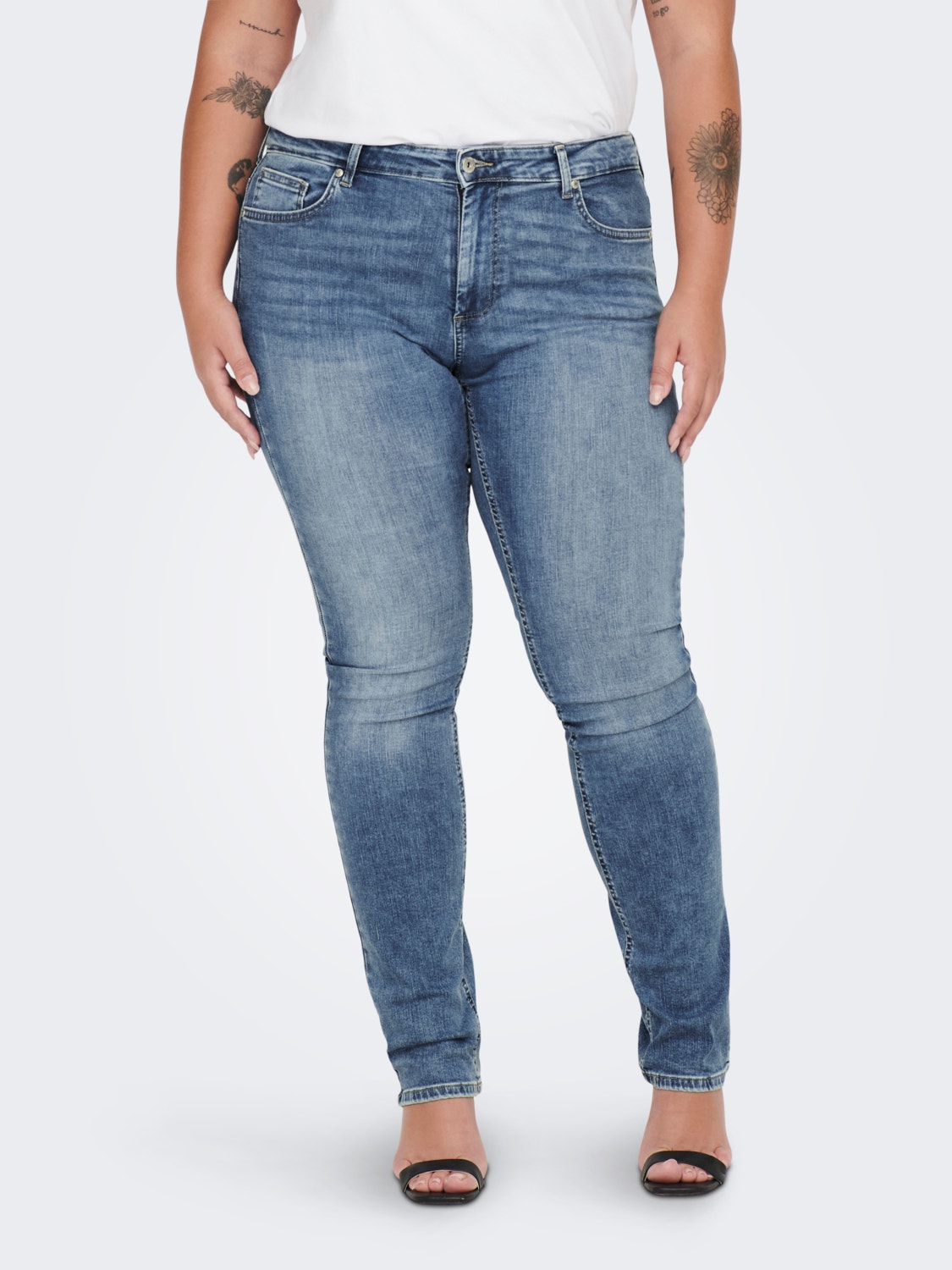 ONLY Curvy CARWilly Slim fit jeans -Medium Blue Denim - 15253109