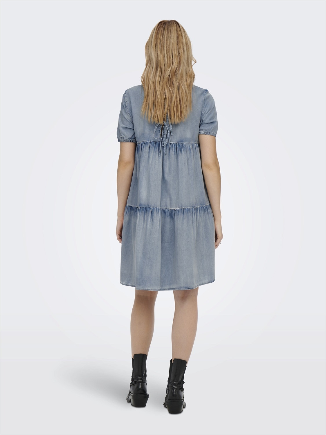 ONLY Loose fitted Denim Dress -Light Medium Blue Denim - 15253142