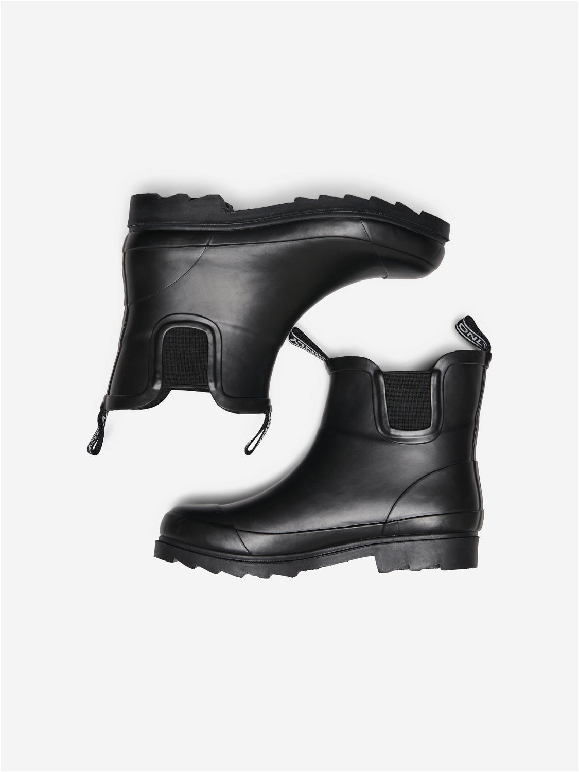 Short rain boots with on sale zipper