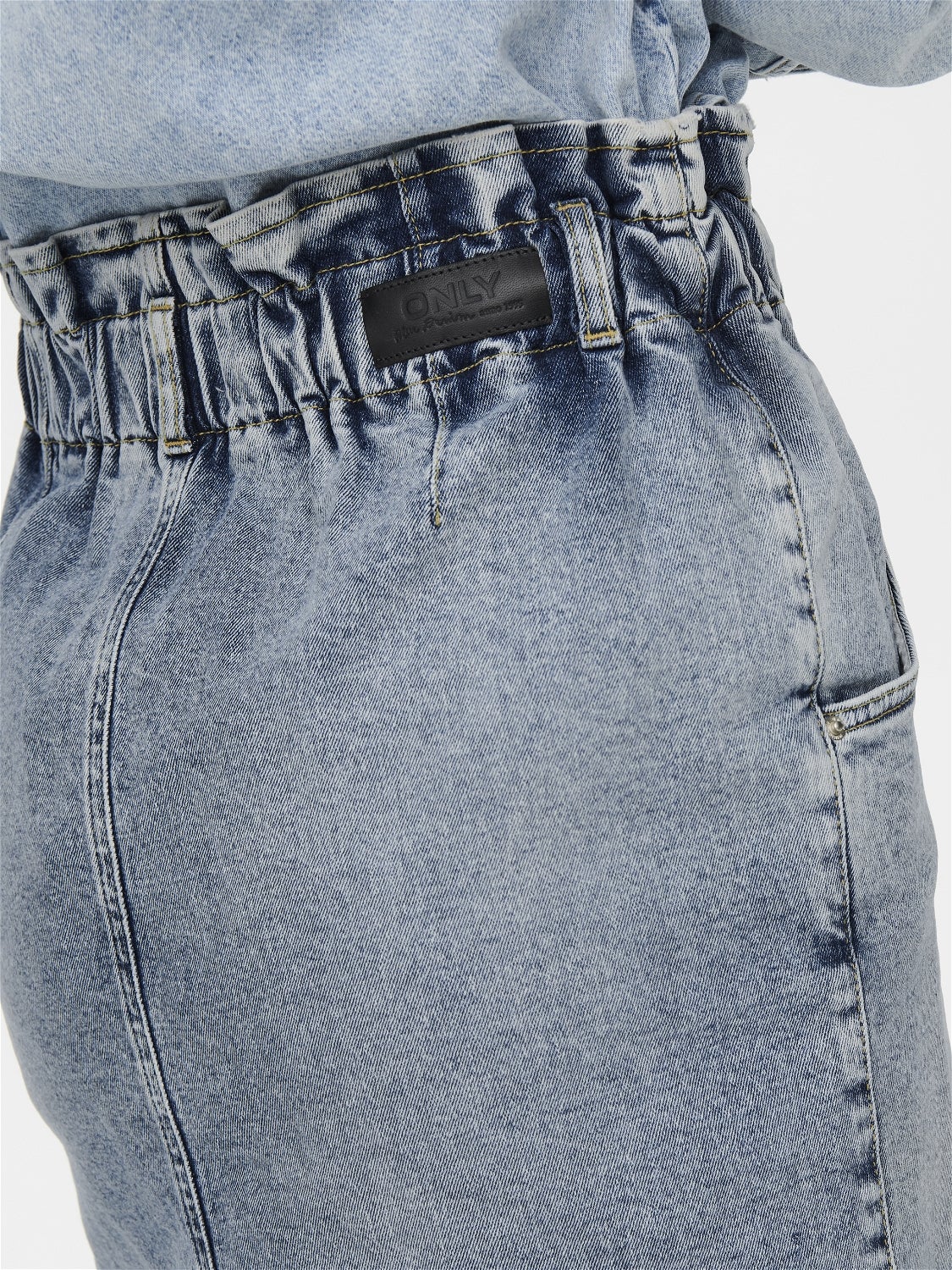 Detailed Denim skirt Light Blue ONLY