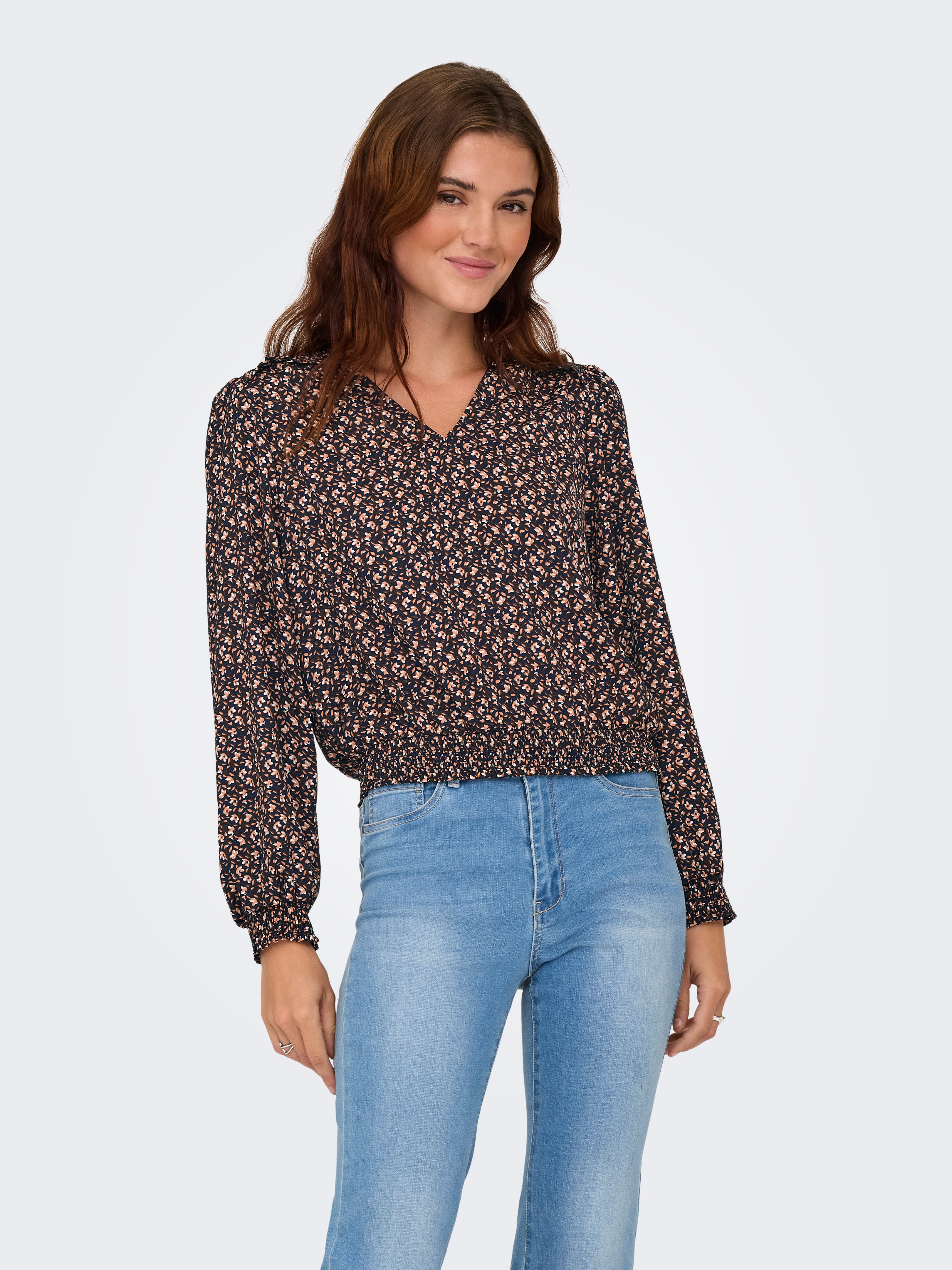 Onltiana Gesmoktes Top