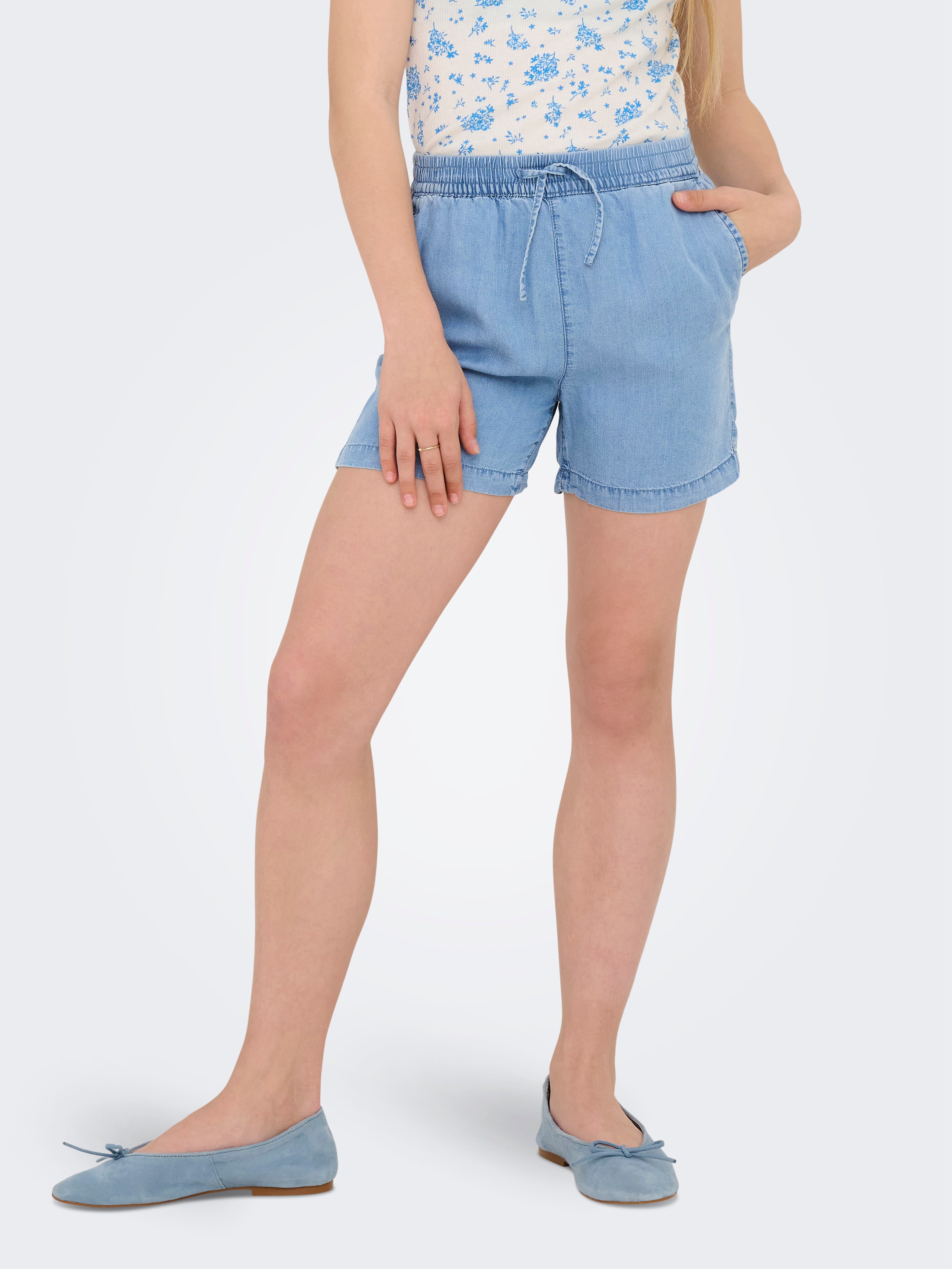 Thumbnail - Kogpema Normal Geschnitten Jeansshorts