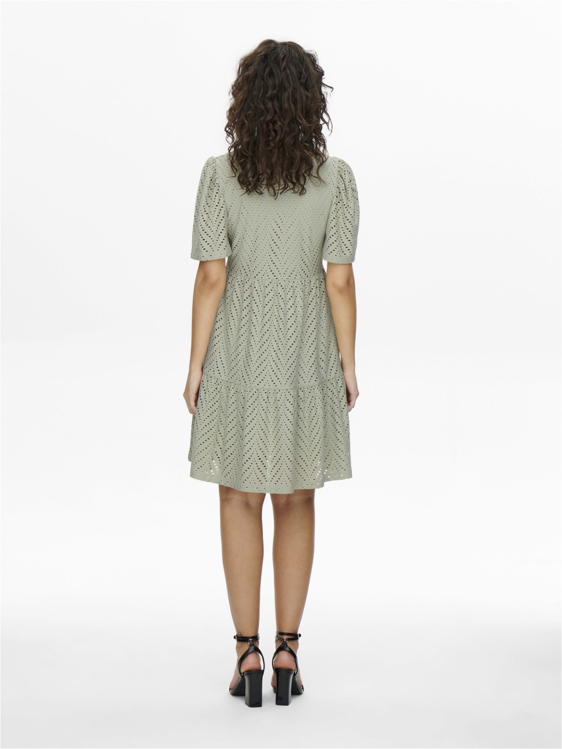 ONLY En broderie anglaise Robe à manches courtes -Desert Sage - 15254680