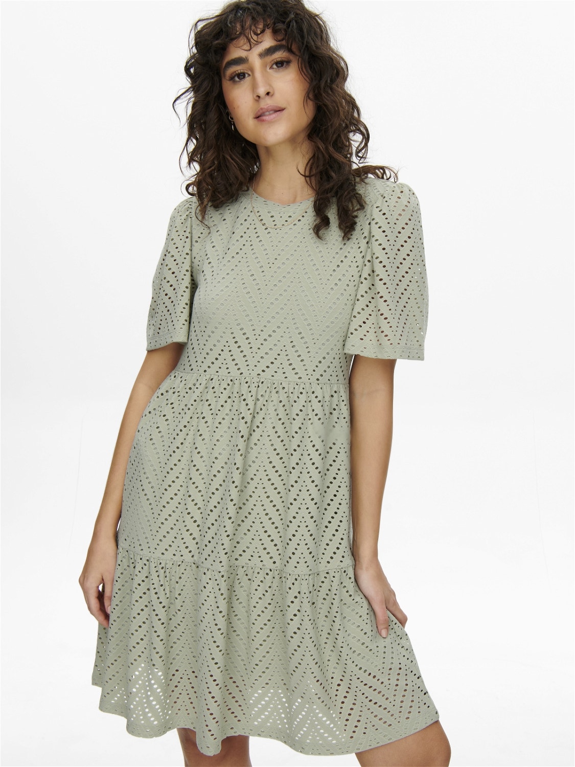 ONLY En broderie anglaise Robe à manches courtes -Desert Sage - 15254680