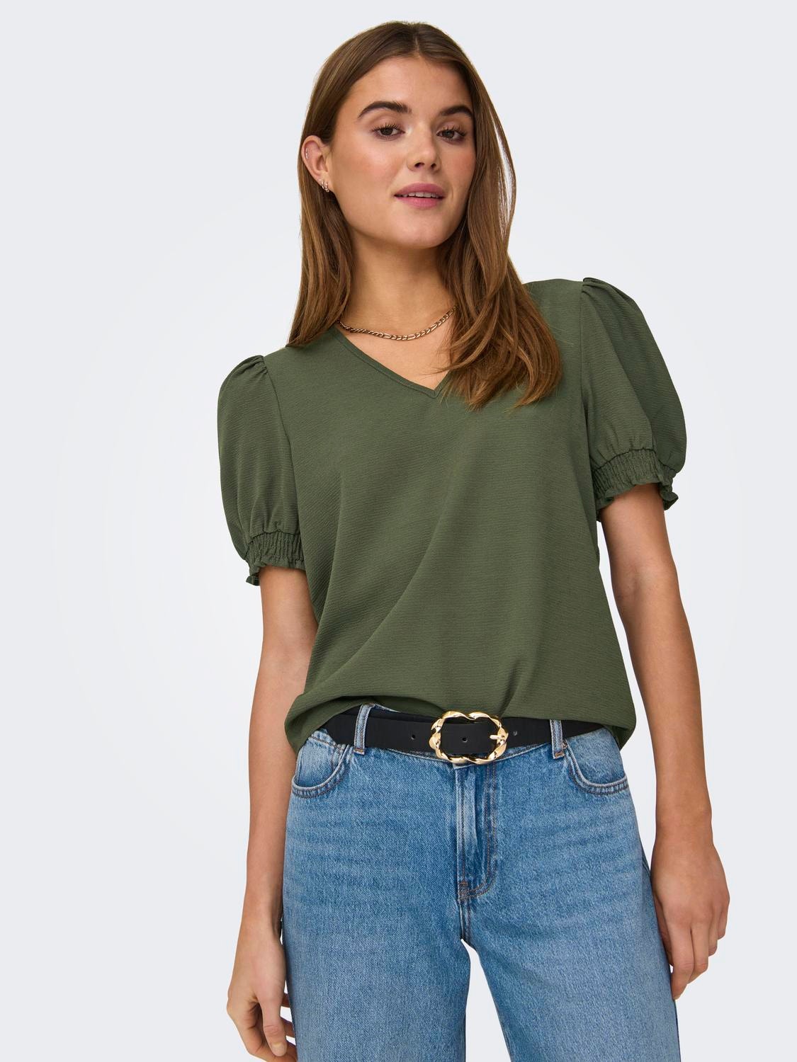 ONLY v-neck top with puff sleeves -Kalamata - 15256768