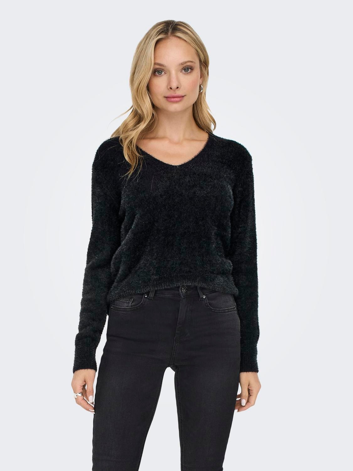 ONLY V-neck knitted pullover -Black - 15259562
