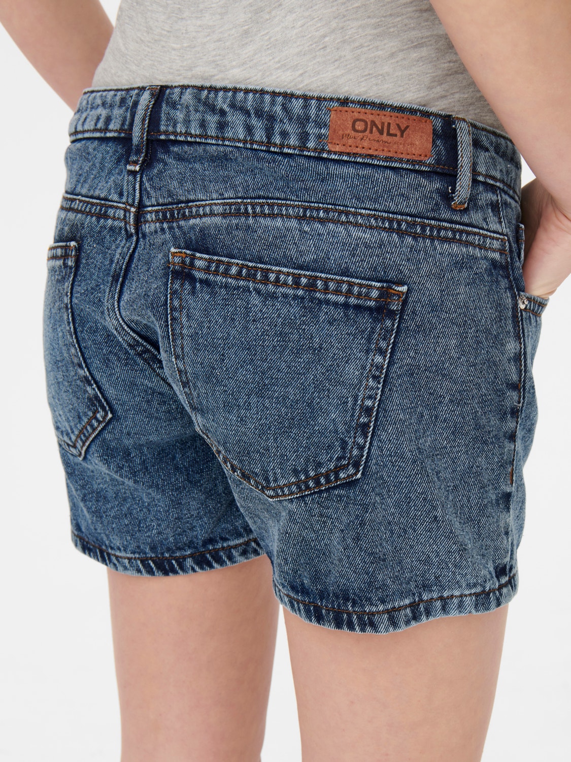 ONLY Mama - À taille haute Shorts en jean -Light Blue Denim - 15260354