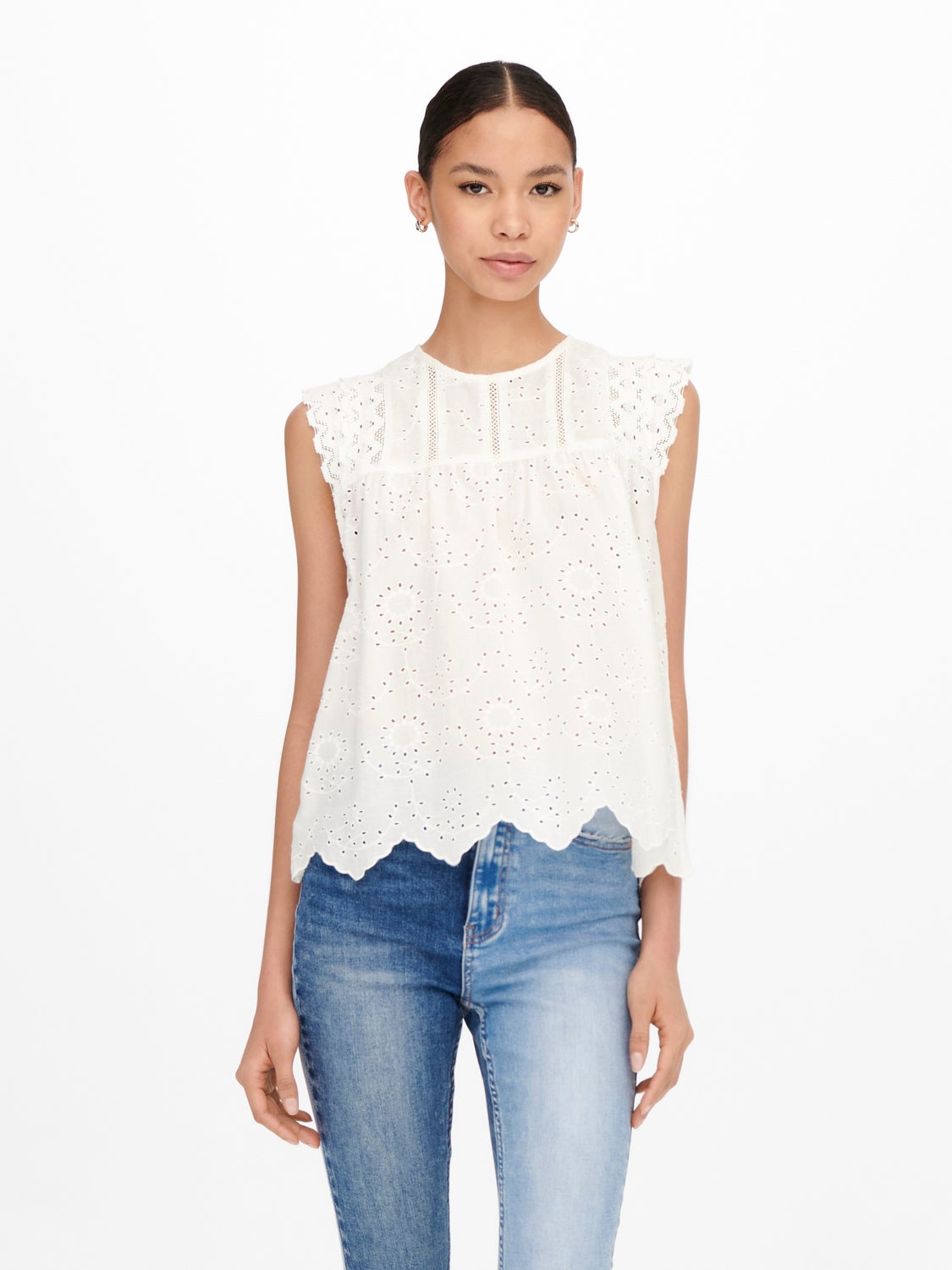 sleeveless tops for jeans