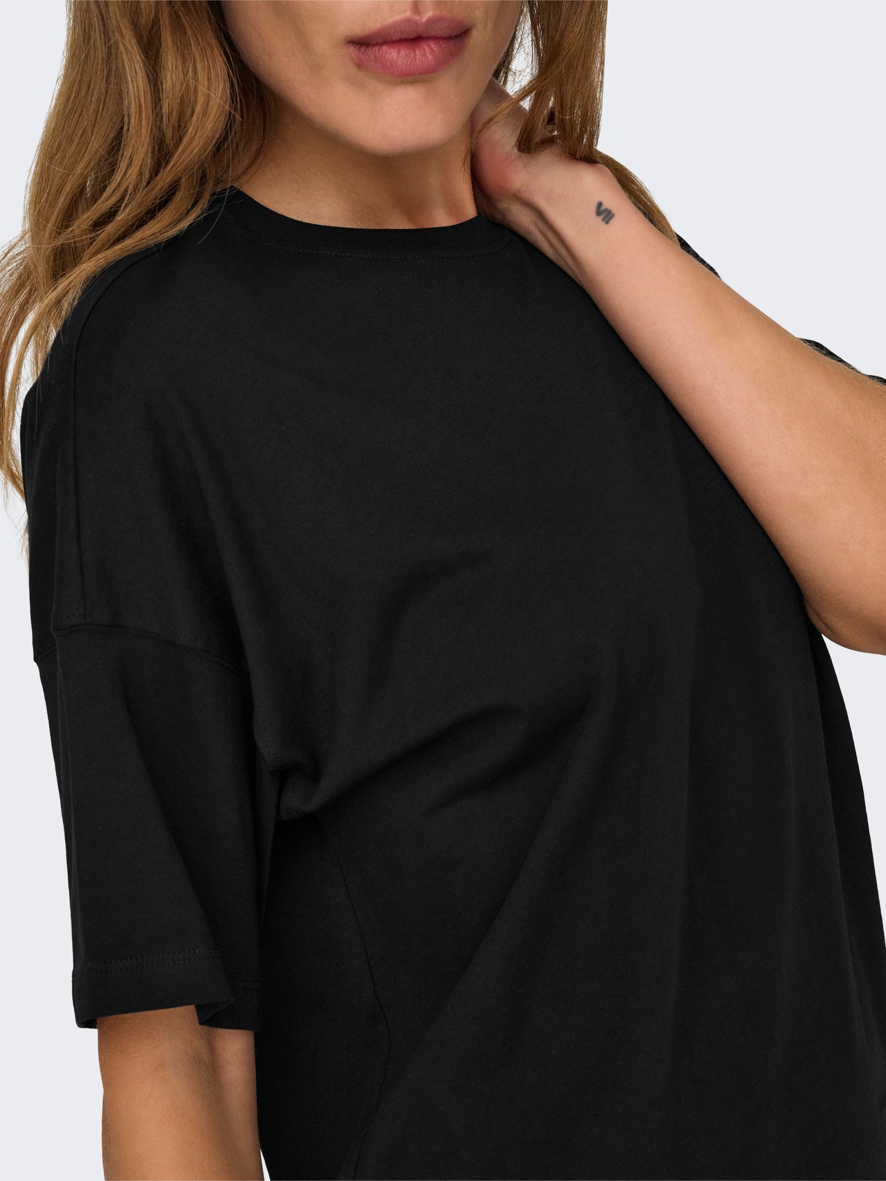 ONLY Locker geschnitten Rundhals Tief angesetzte Schulter Top -Black - 15261790