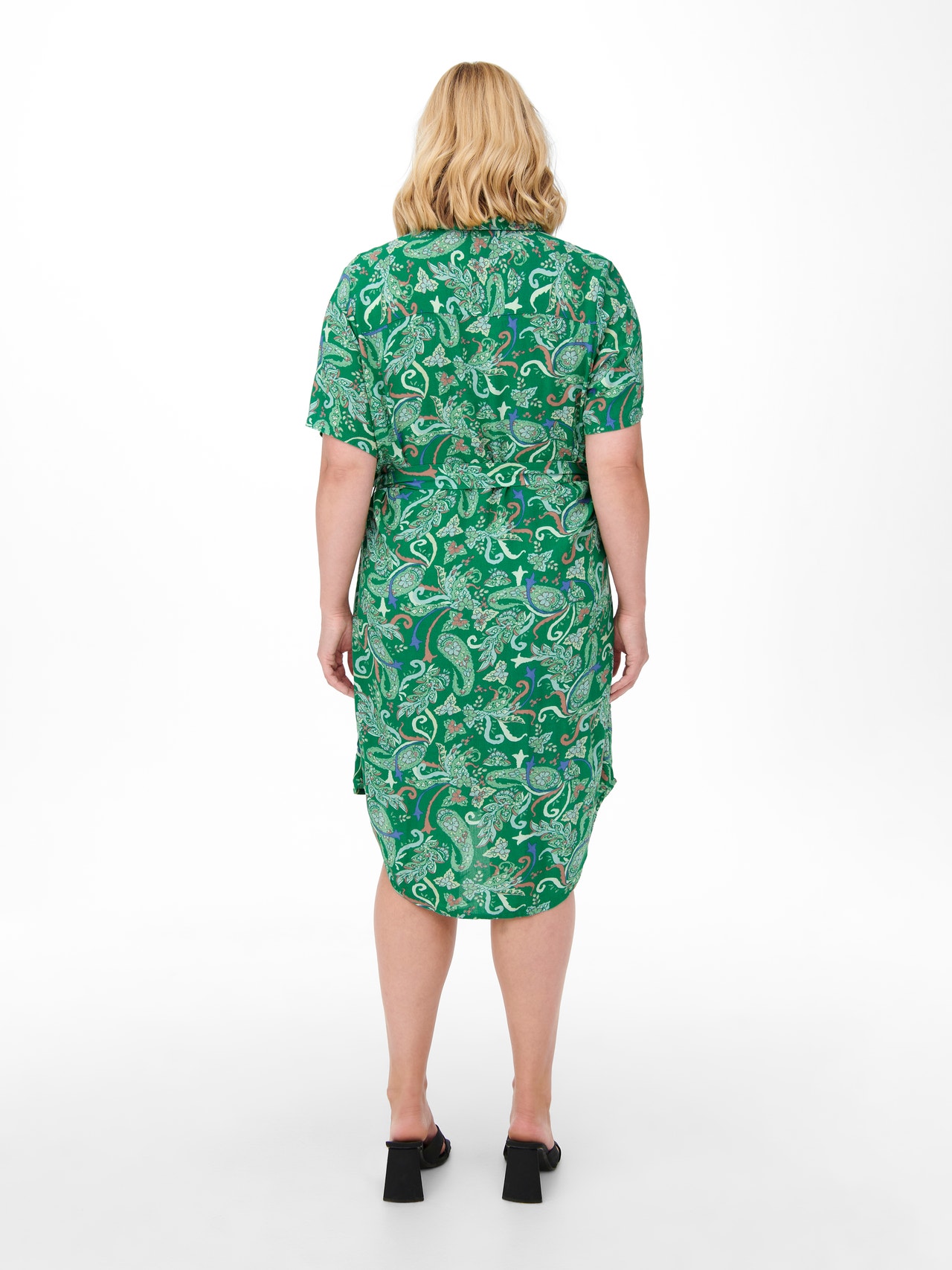 ONLY Krój regularny Kolnierz koszulowy Krótka sukienka -Pepper Green - 15261844