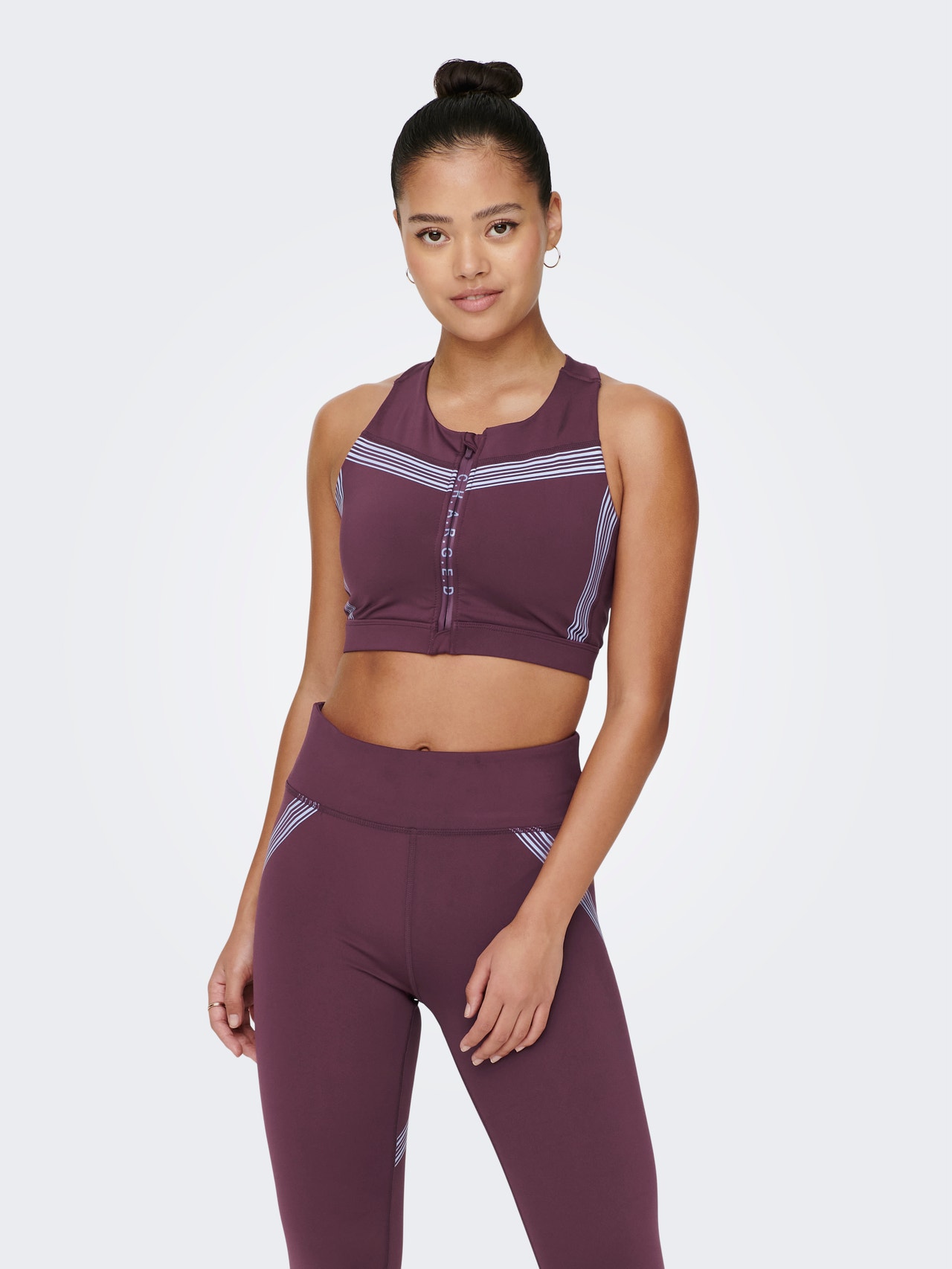 ONLY Zip detailed Sports Bra With High Support -Eggplant - 15262433