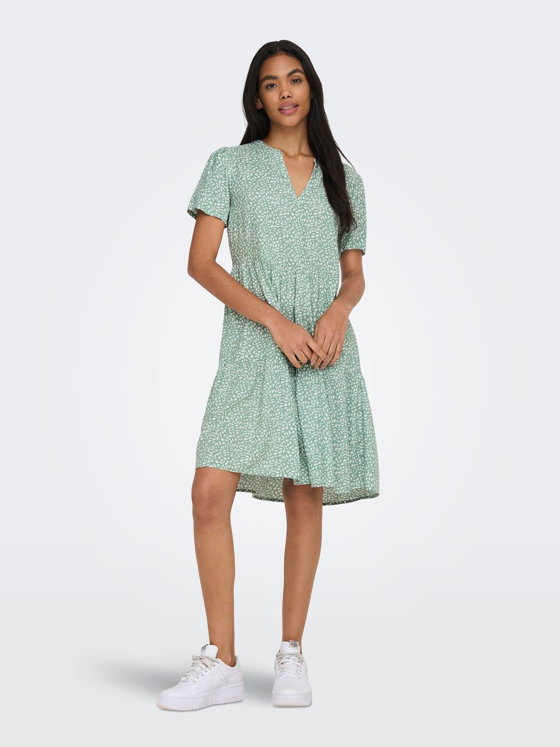 ONLY V-hals Kortermet kjole -Chinois Green - 15262674