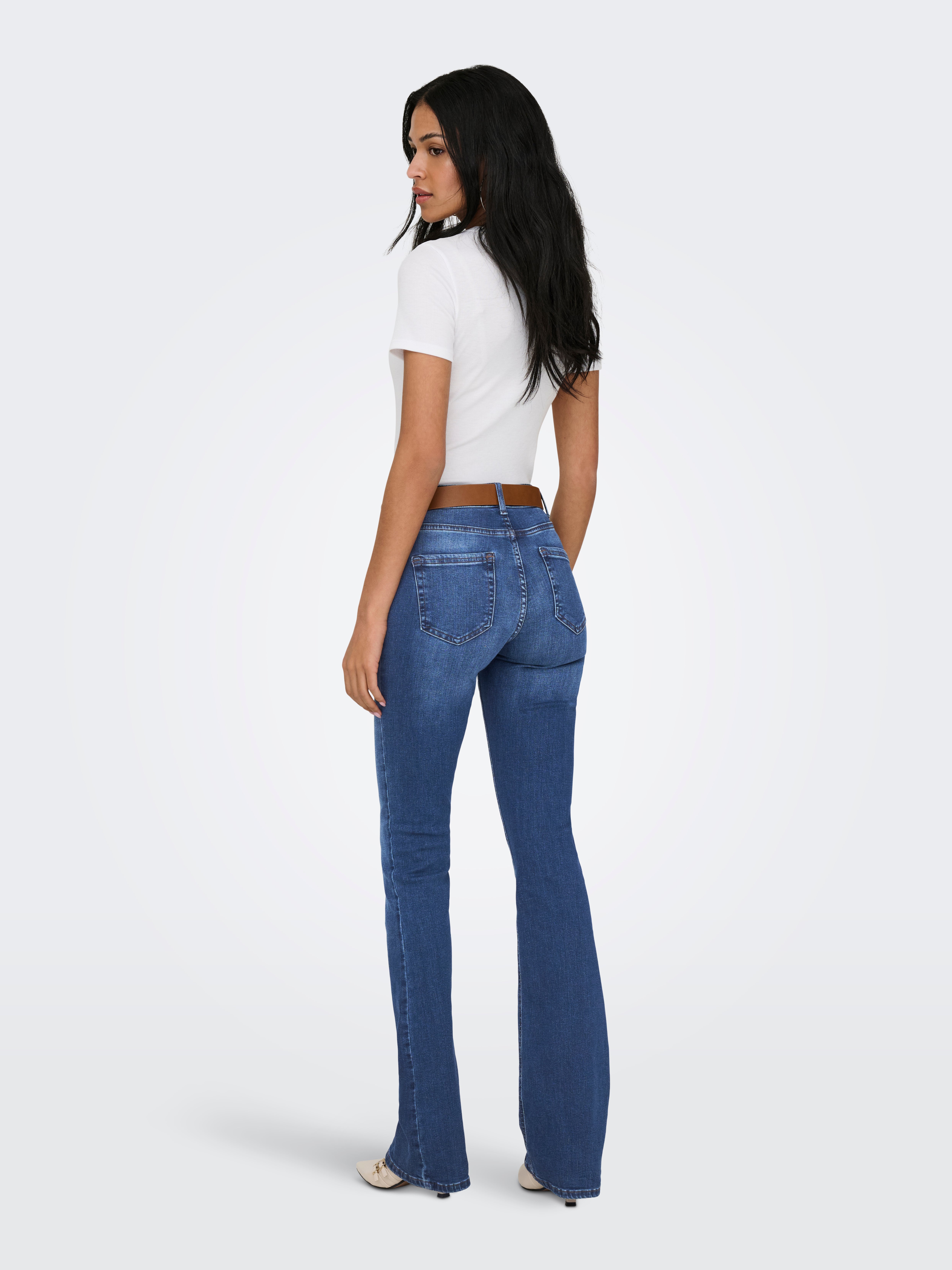ONLBLUSH Mittlere Taille Ausgestellt Jeans | Dunkelblau | ONLY® 