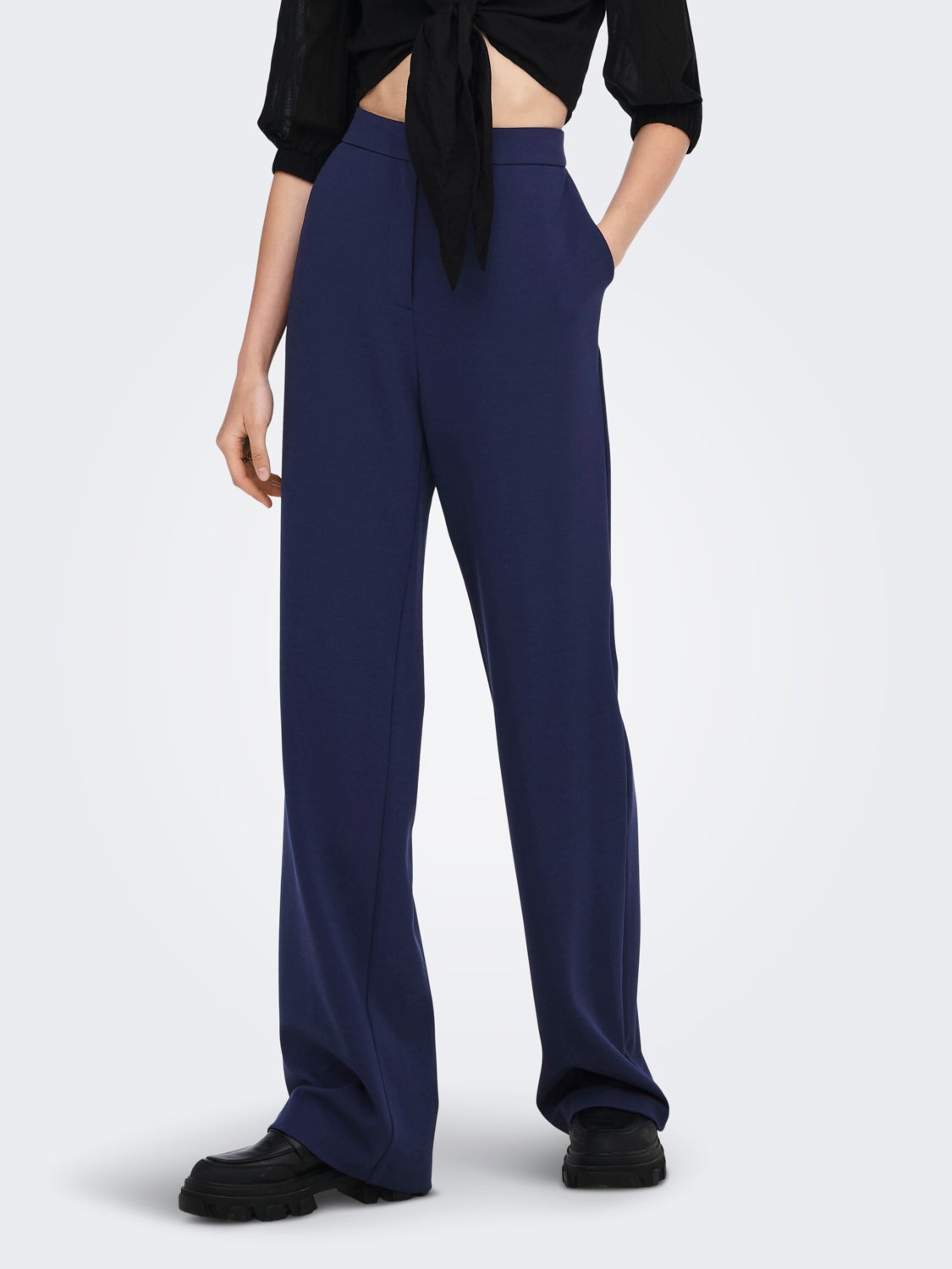 Wide Leg Pleat Pant in Blue Iris | THEORY | Muse Boutique