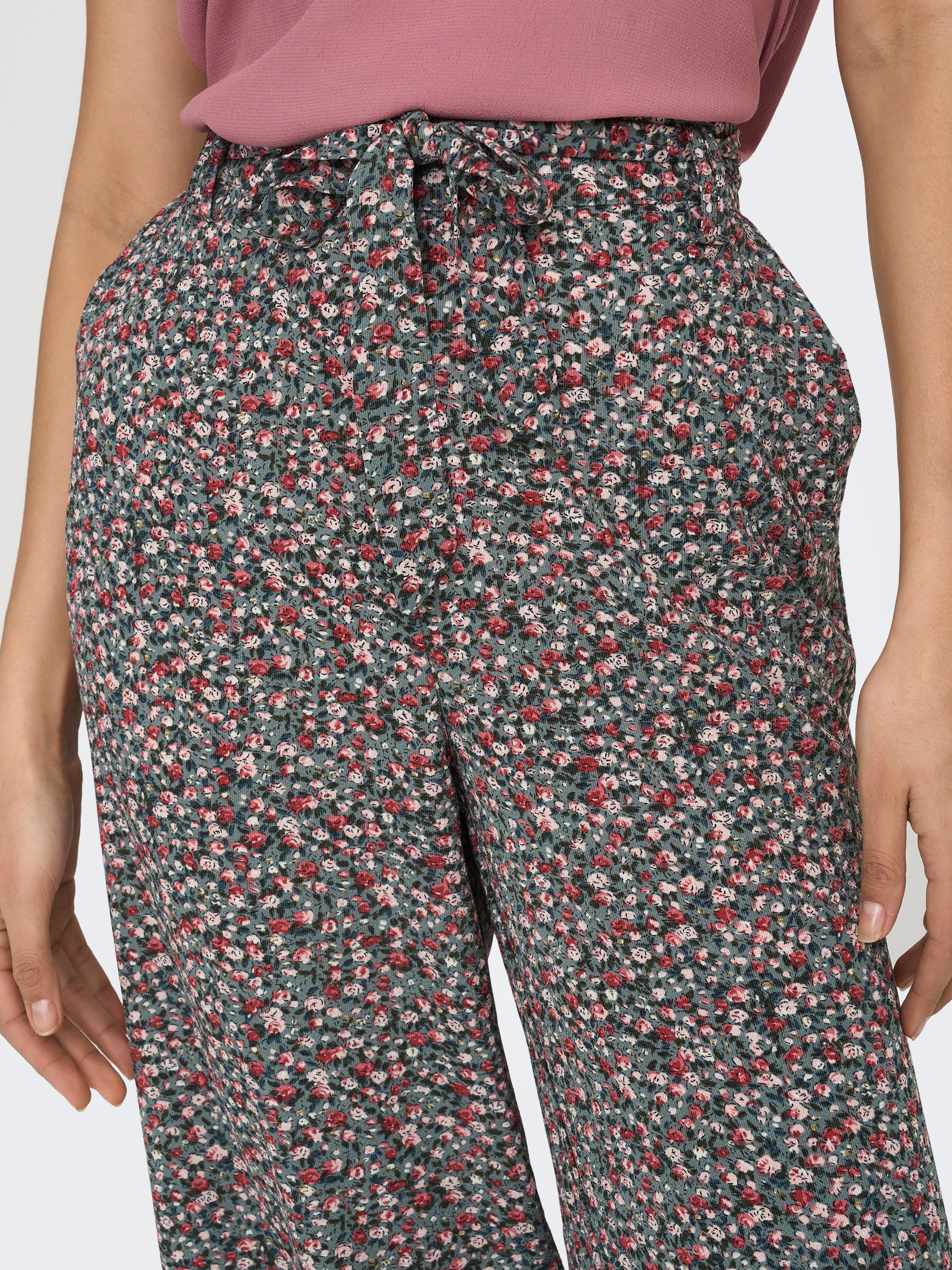 40% Rabatt auf ONLNOVA Normal geschnitten Hose | ONLY® 