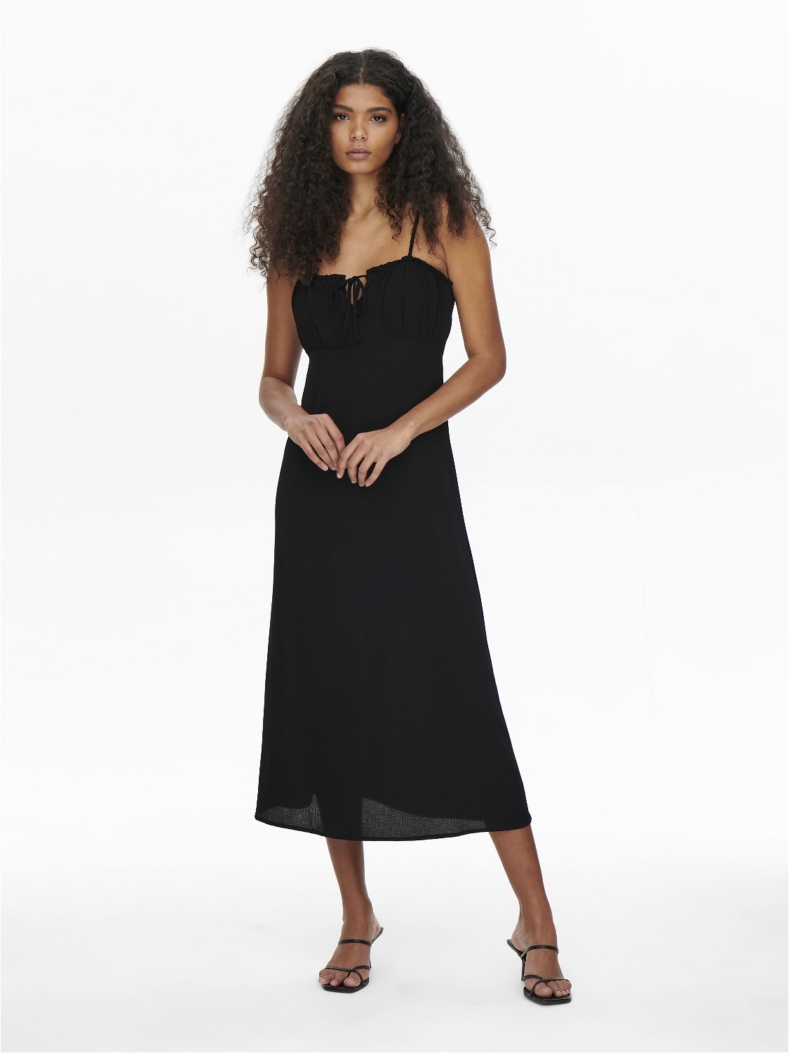 ONLY Regular Fit Round Neck Thin straps Long dress -Black - 15264454