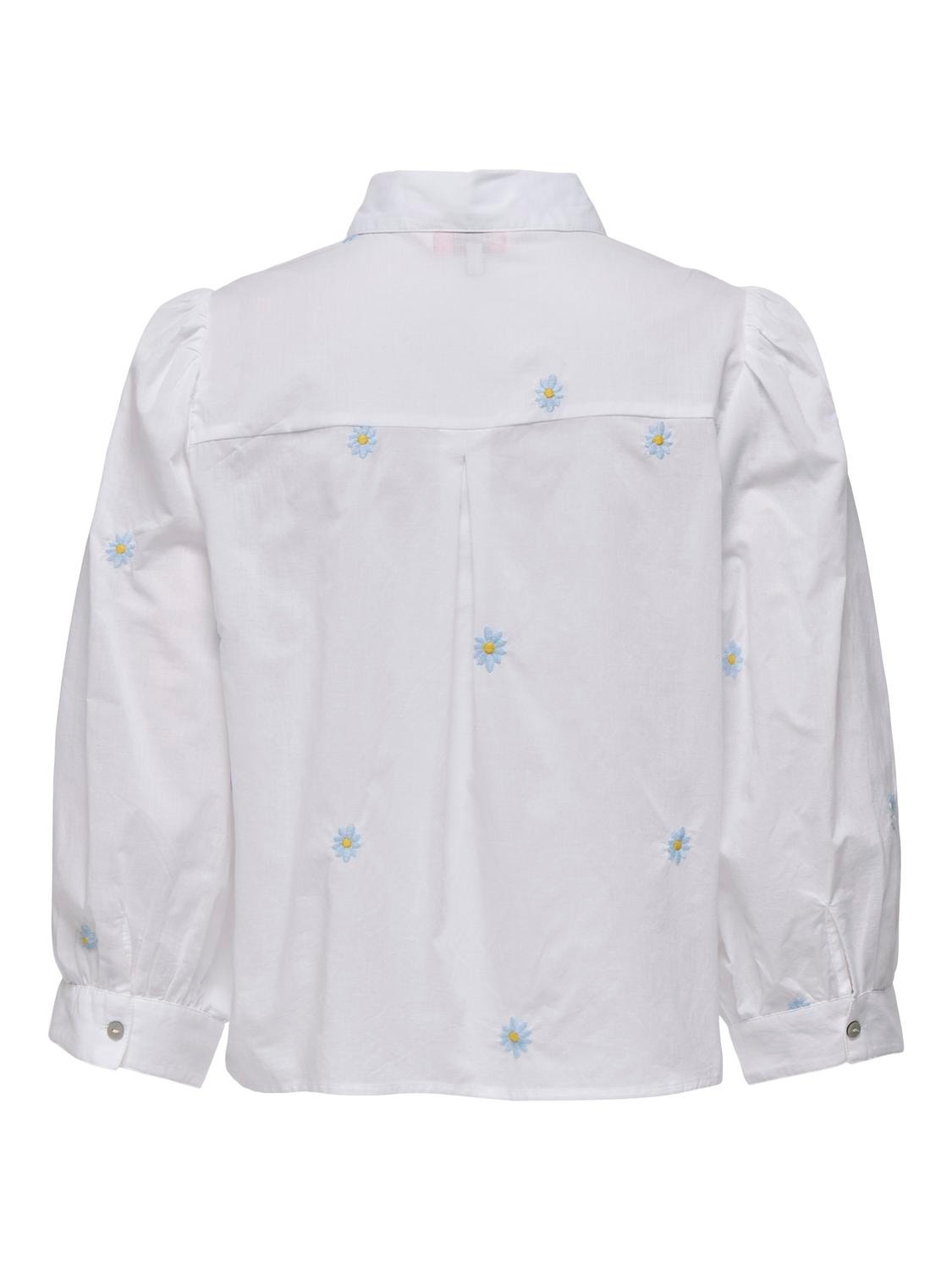 ONLY Box Fit Hemdkragen Ärmelbündchen mit Knopf Voluminöser Armschnitt Hemd -Bright White - 15264753