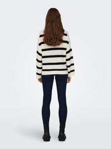 ONLY Round Neck Dropped shoulders Pullover -Eggnog - 15264902