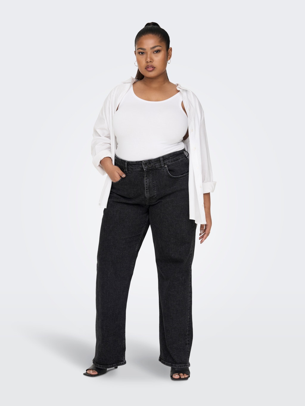 Curvy CARJules wide high waisted jeans | Black | ONLY®