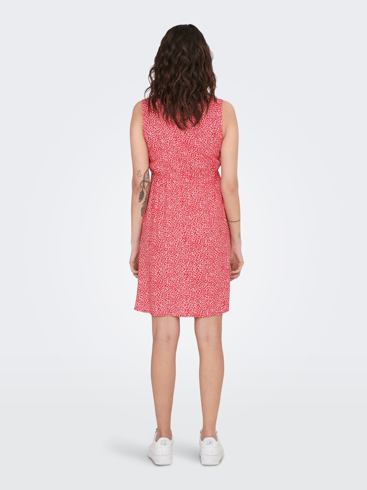 ONLY Regular Fit O-hals Maternity Kort kjole -High Risk Red - 15267587