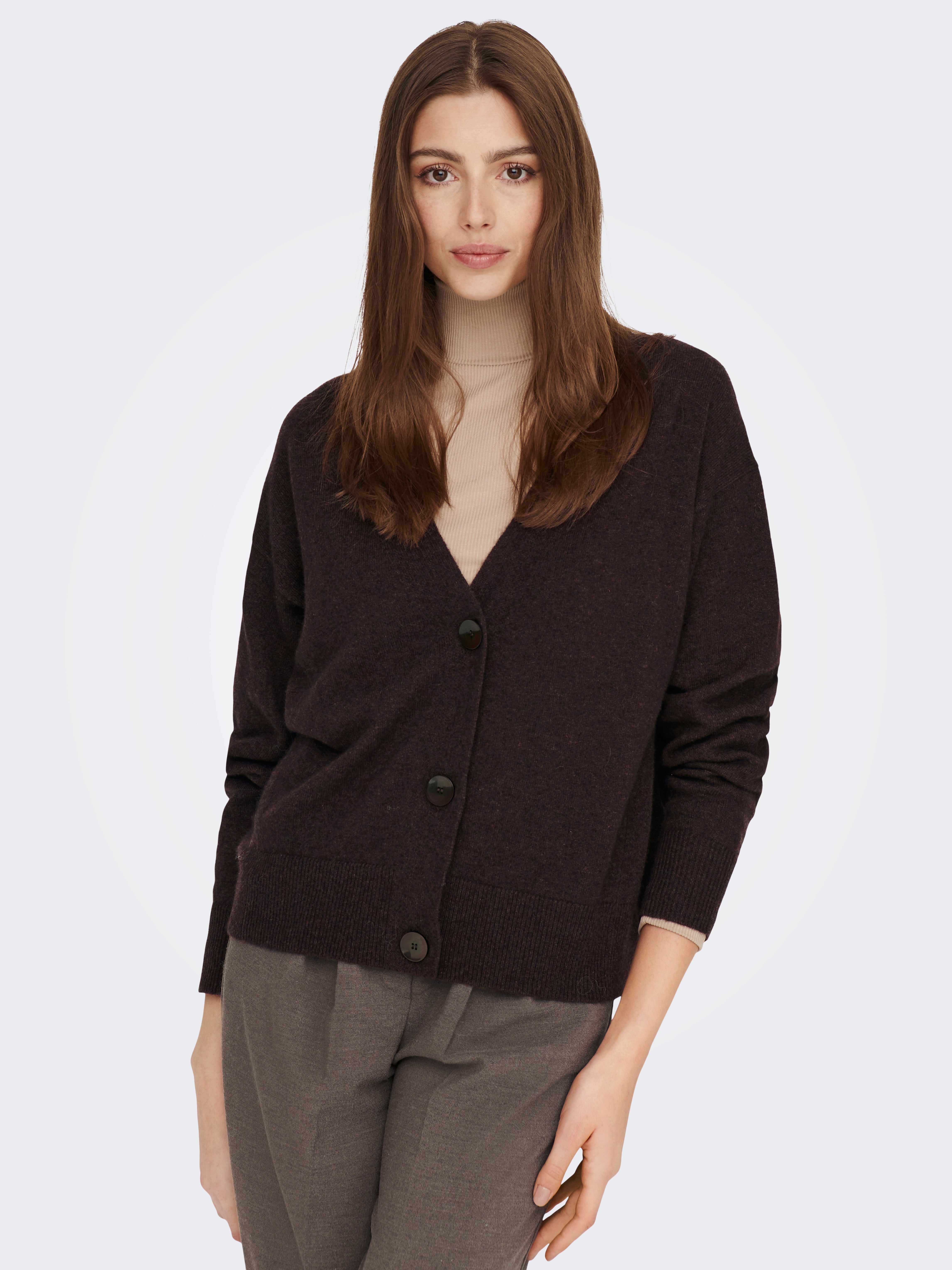 Cashmere V-neck Knitted Cardigan | Dark 