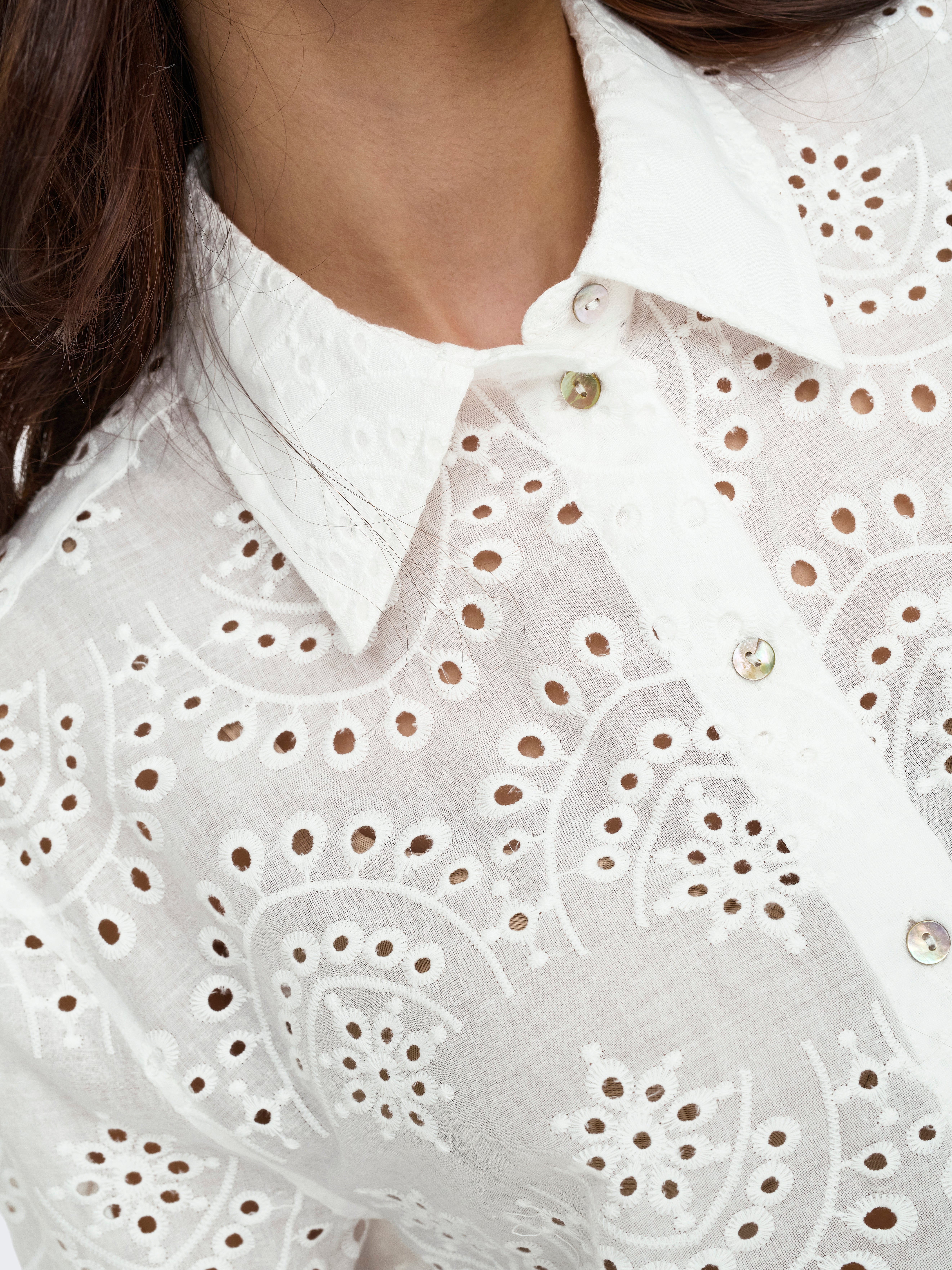 Top con collo a sciarpa - Beige chiaro/pois - DONNA | H&M IT