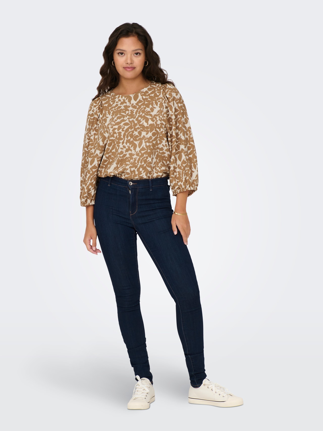 ONLY Loose fit O-hals Gesmokte mouwuiteinden Ballonmouwen Top -Toasted Coconut - 15270946
