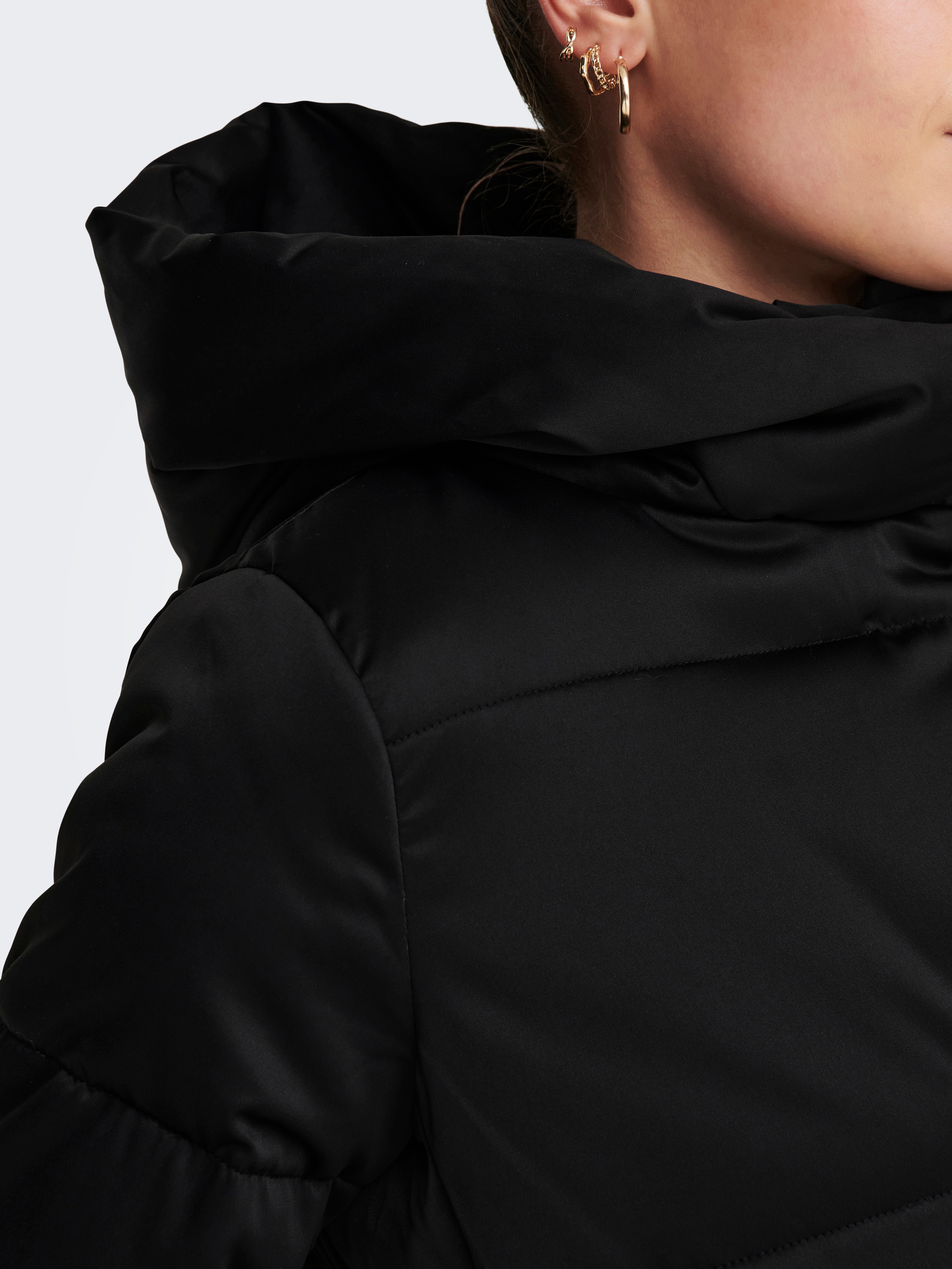 Langer gefütterter Jacke | Schwarz | ONLY®