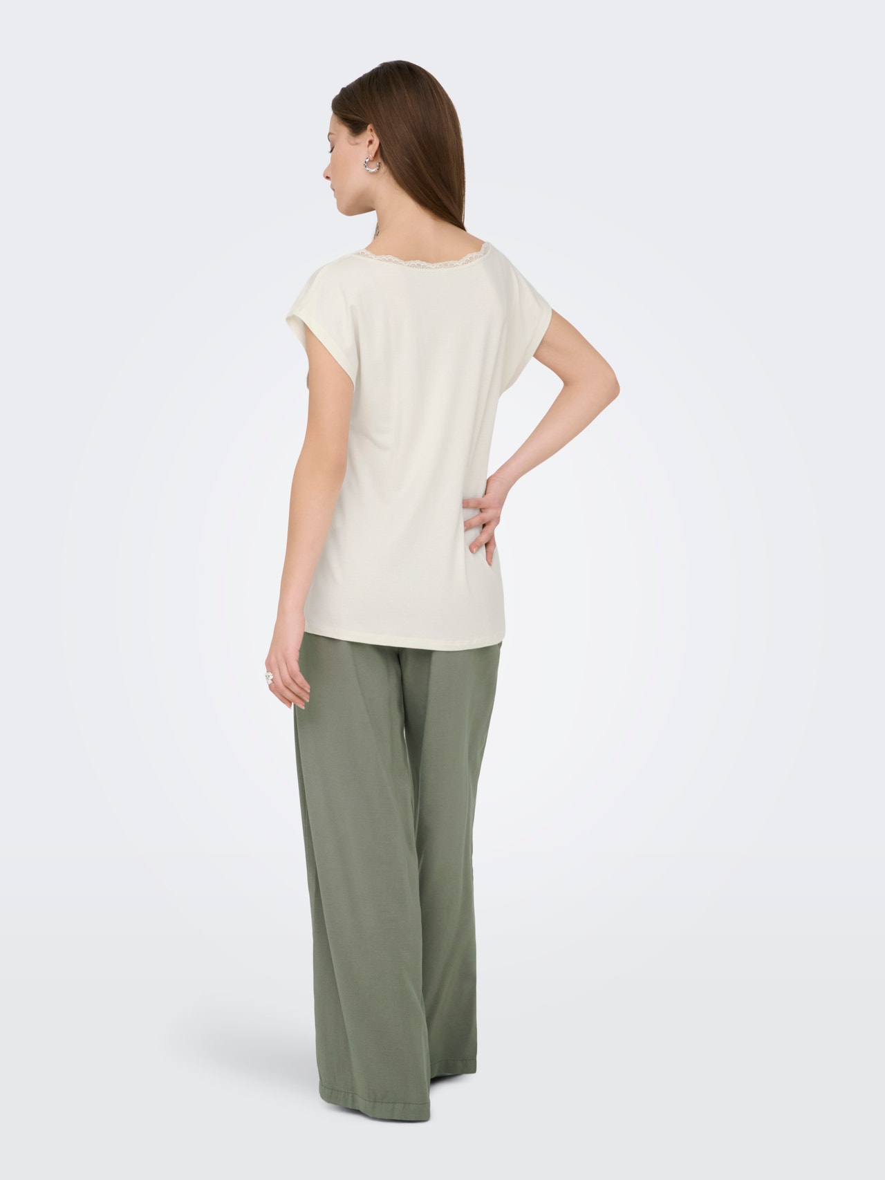 ONLY Tavapärane lõige V-kaelus Top -Cloud Dancer - 15271263