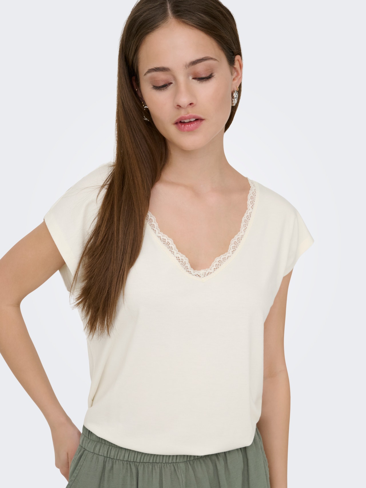 ONLY Tavapärane lõige V-kaelus Top -Cloud Dancer - 15271263