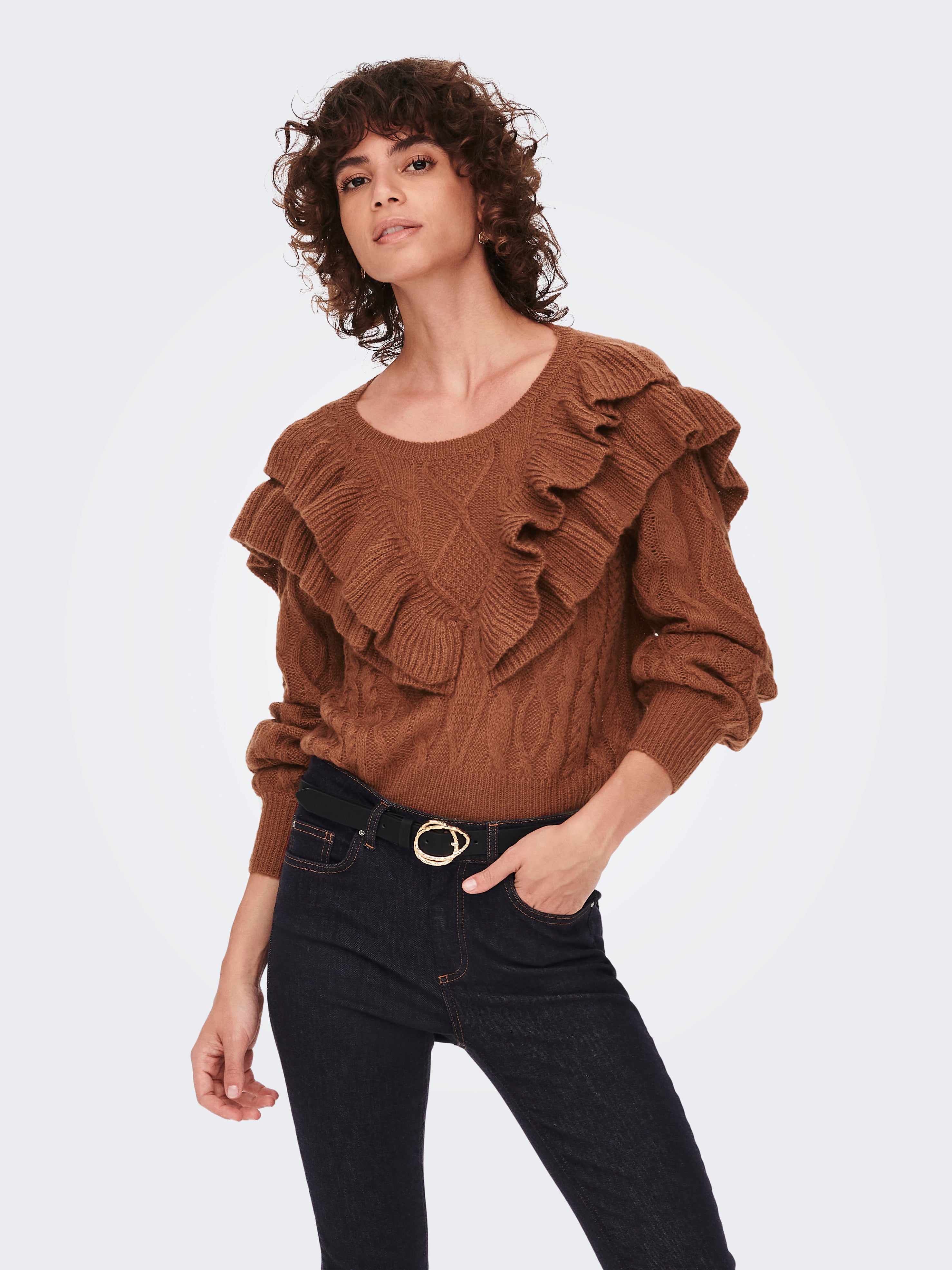 Frill yoke Knitted Pullover