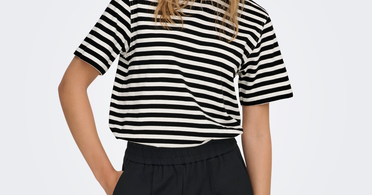 ONLLIVINA T-shirt | Weiß | ONLY®