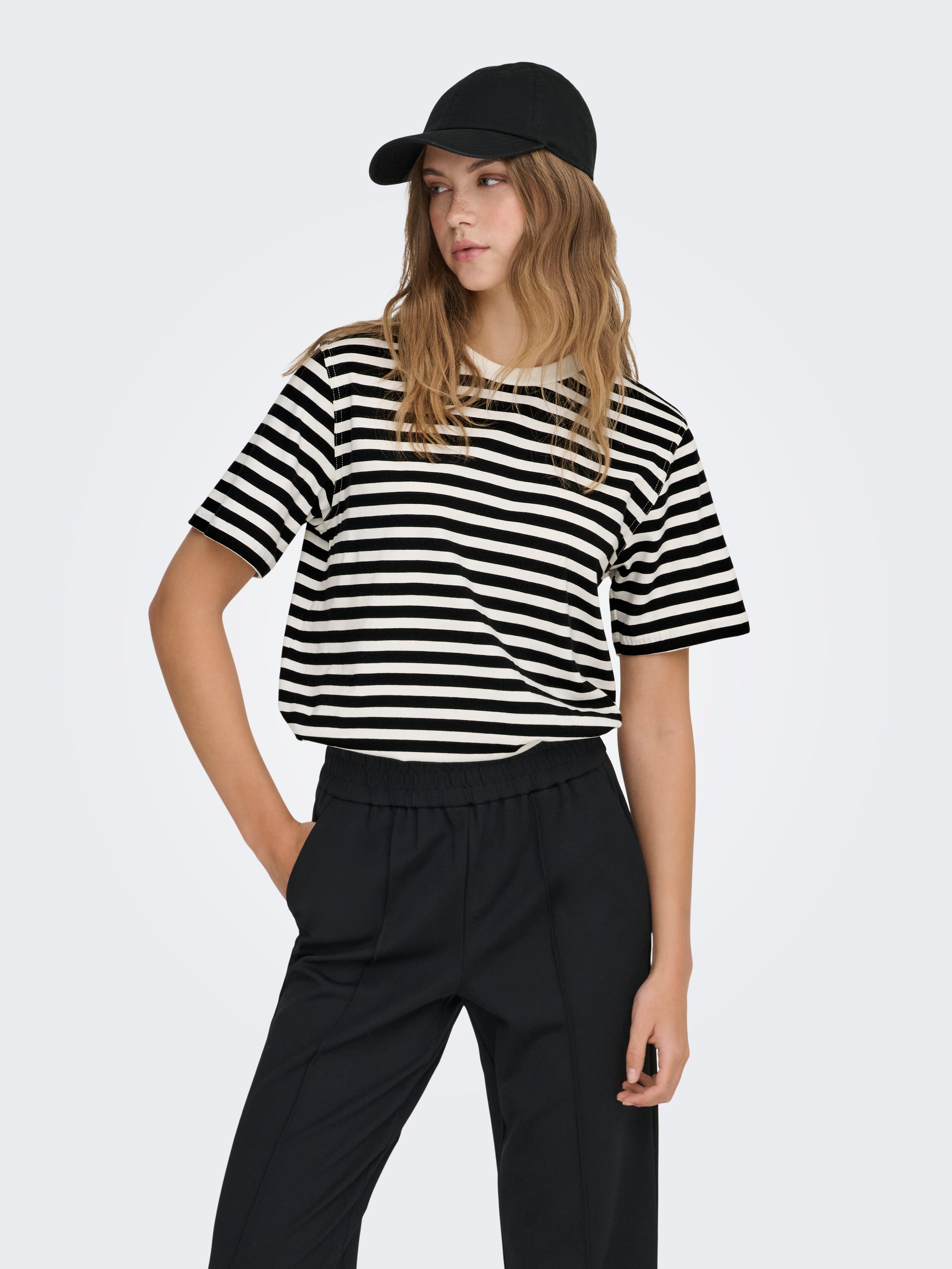 ONLLIVINA T-shirt | Weiß | ONLY®
