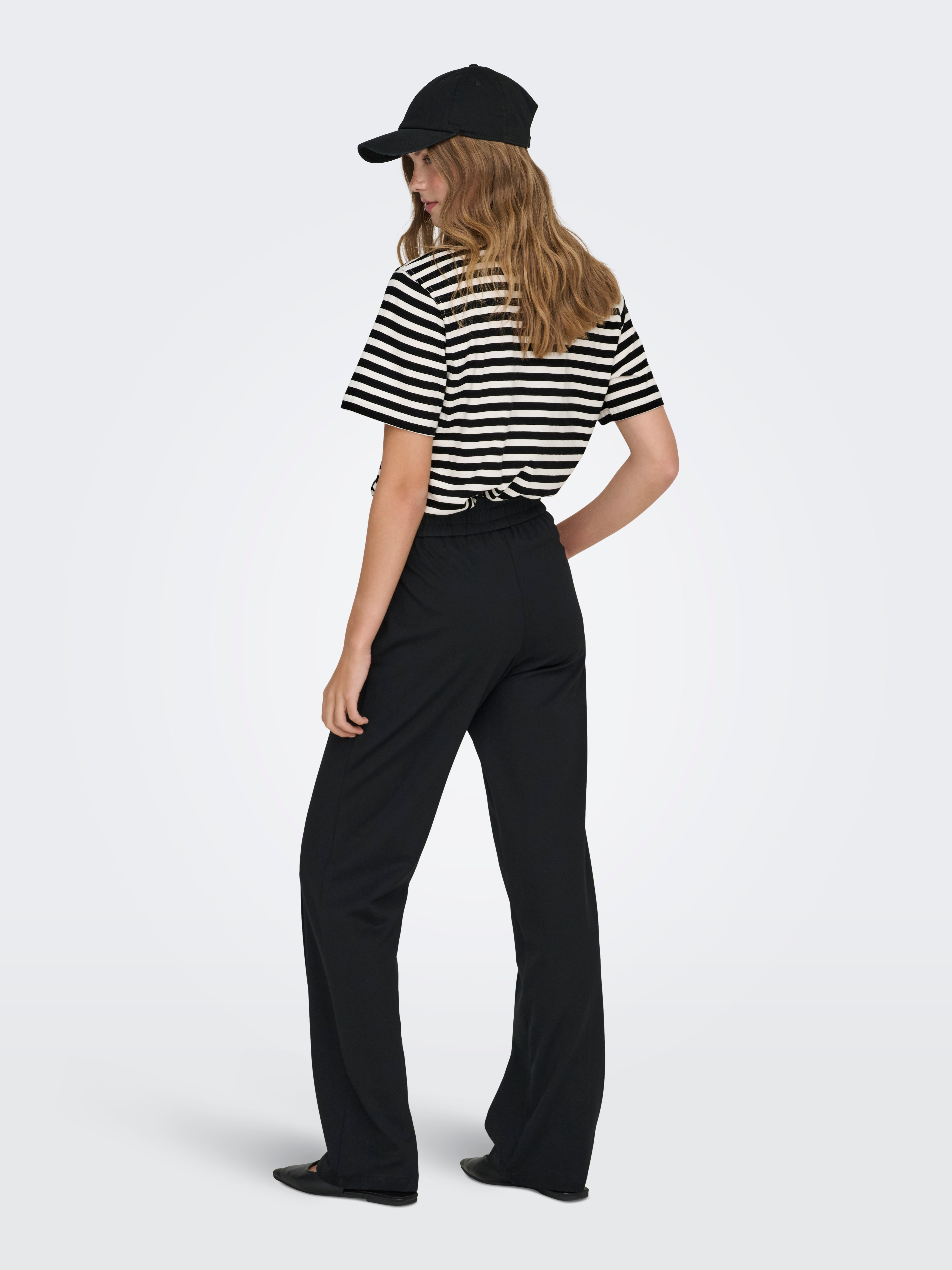 ONLLIVINA T-shirt | Weiß | ONLY® 