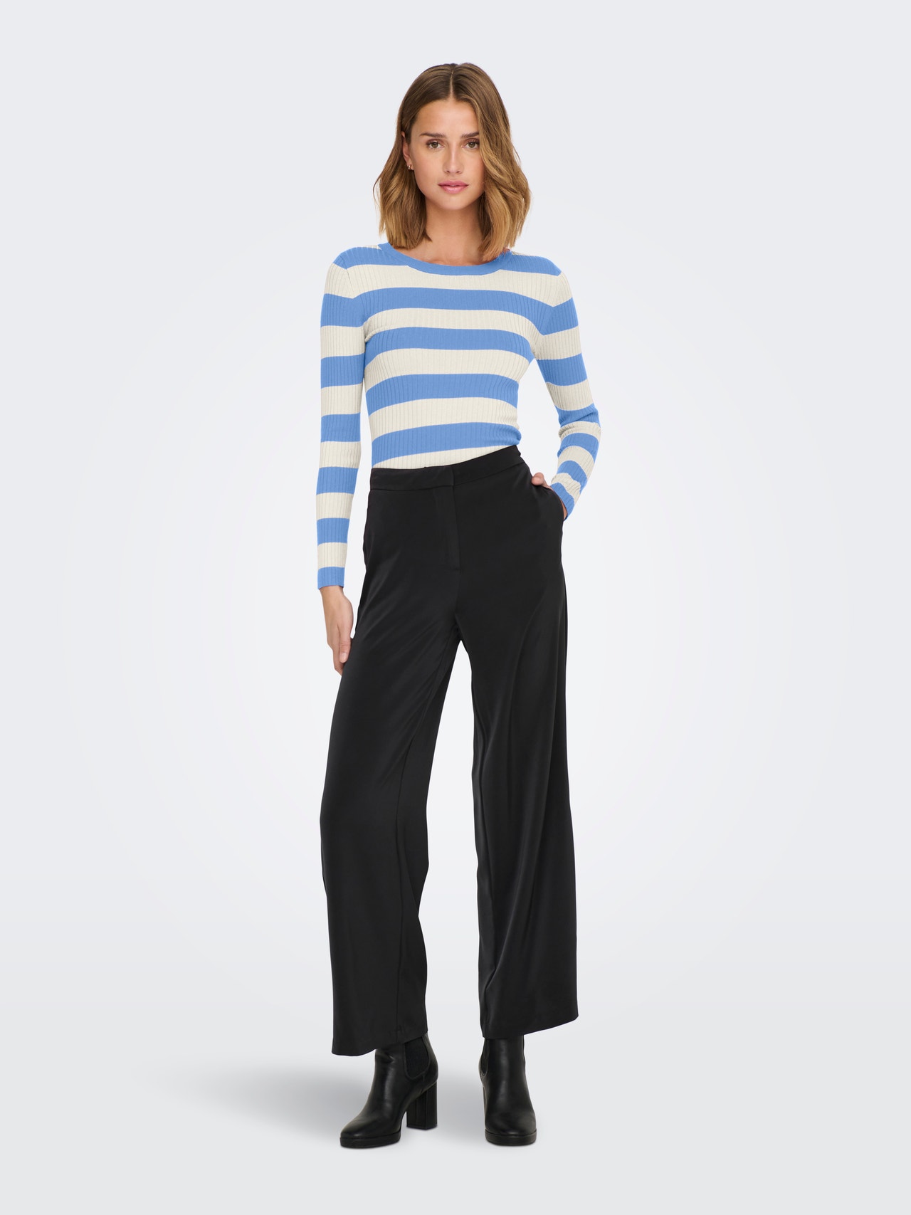 ONLY Eriti kõrge vöökohaga lõige Ümmargune kaelus Pullover -Provence - 15277223