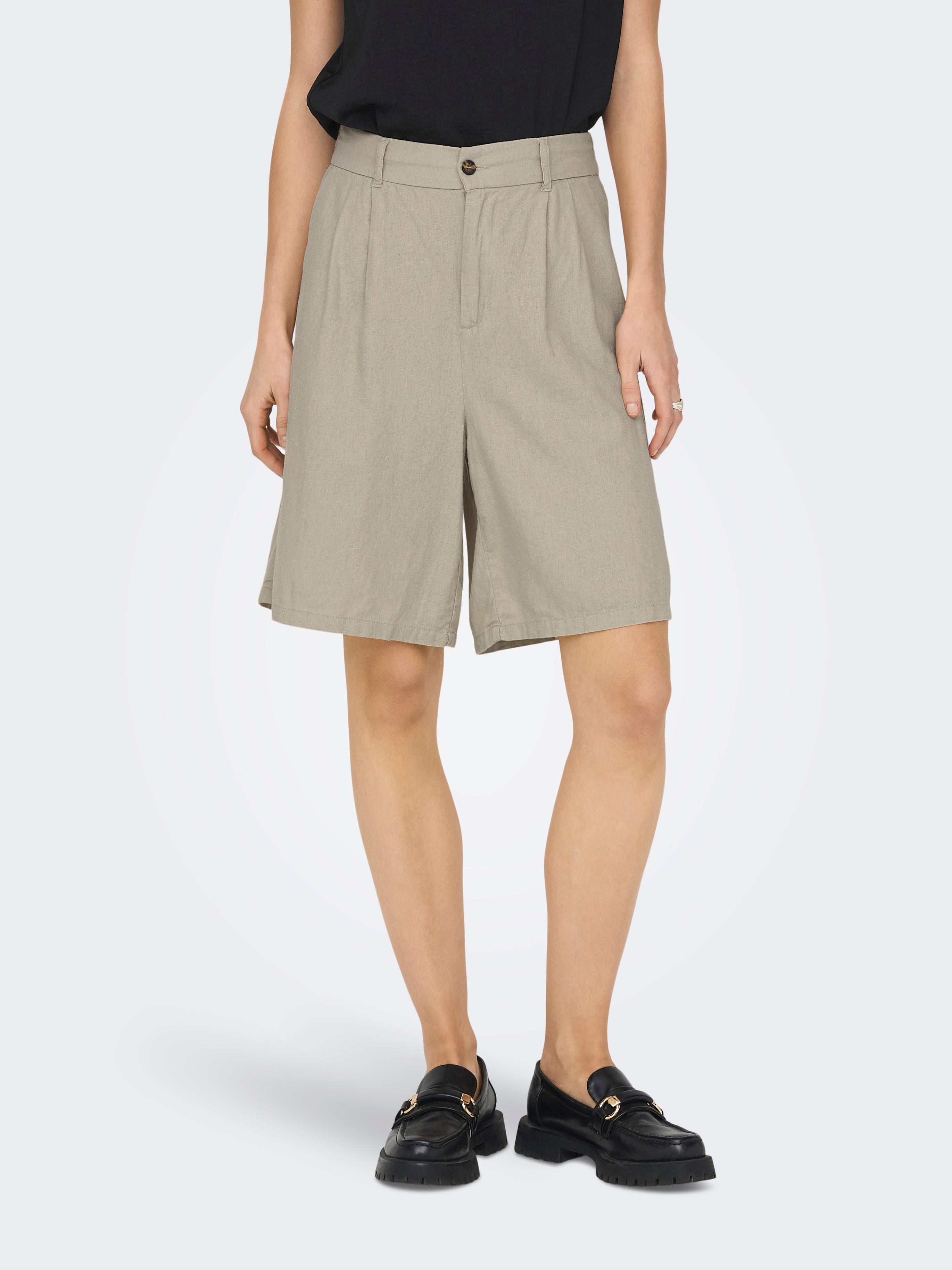 Loose fitting sale high waisted shorts