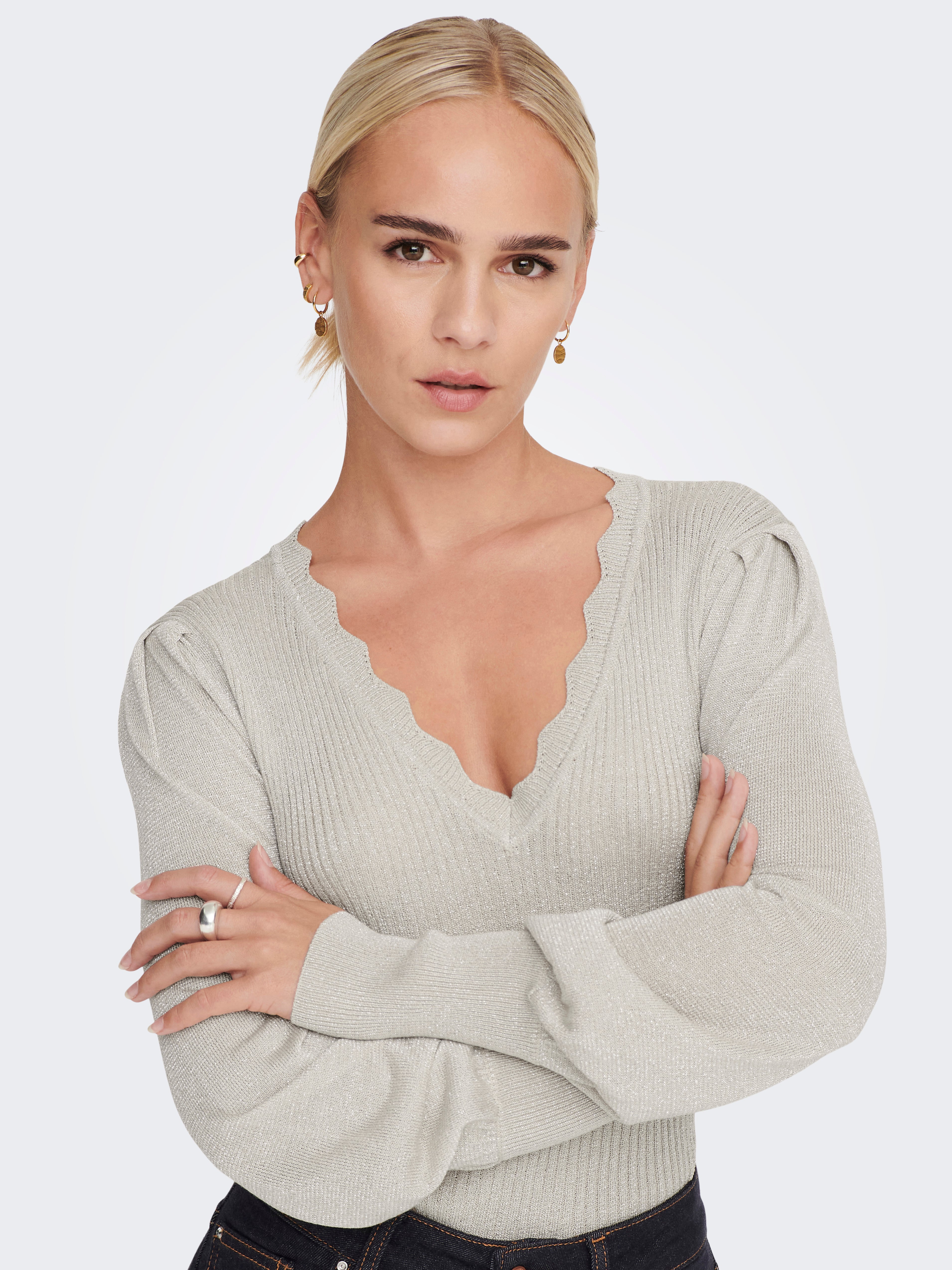 Balloon sleeve sale v neck sweater