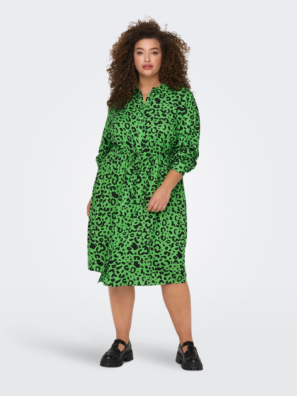 Beeldhouwer pack bijgeloof Regular fit Overhemd kraag Lange jurk | Midden Groen | ONLY®