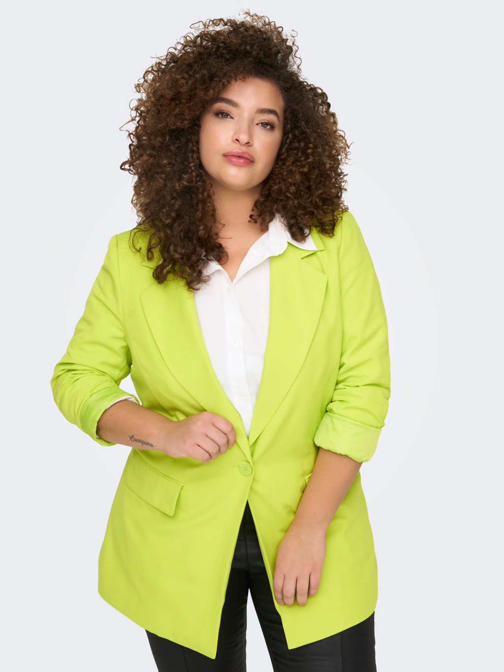 Curvy Solid colored Blazer | Medium Green | ONLY®