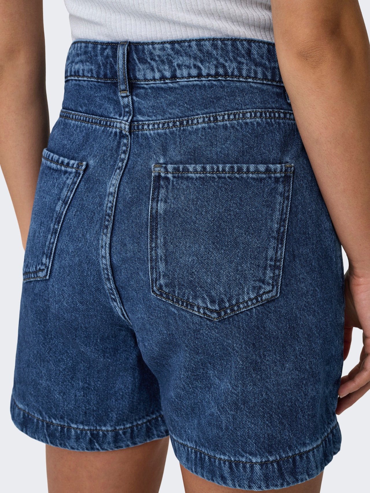 ONLY Wide Leg Fit High waist Shorts -Medium Blue Denim - 15286694