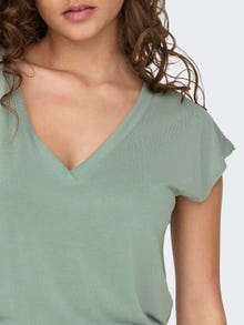 ONLY Regular Fit V-Neck Top -Lily Pad - 15287041